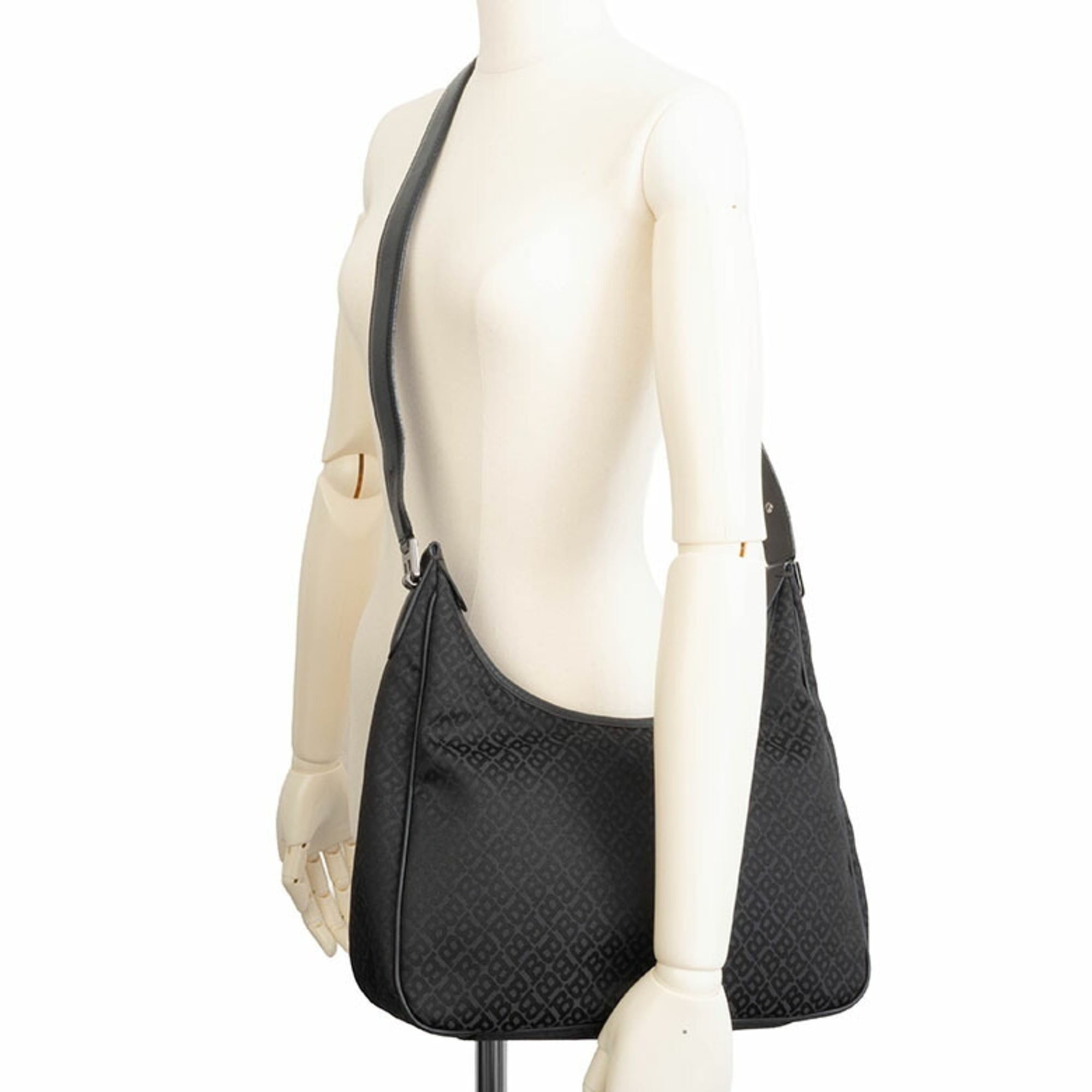 Bally Black Nylon Leather Shoulder Bag (Pre-Owned)