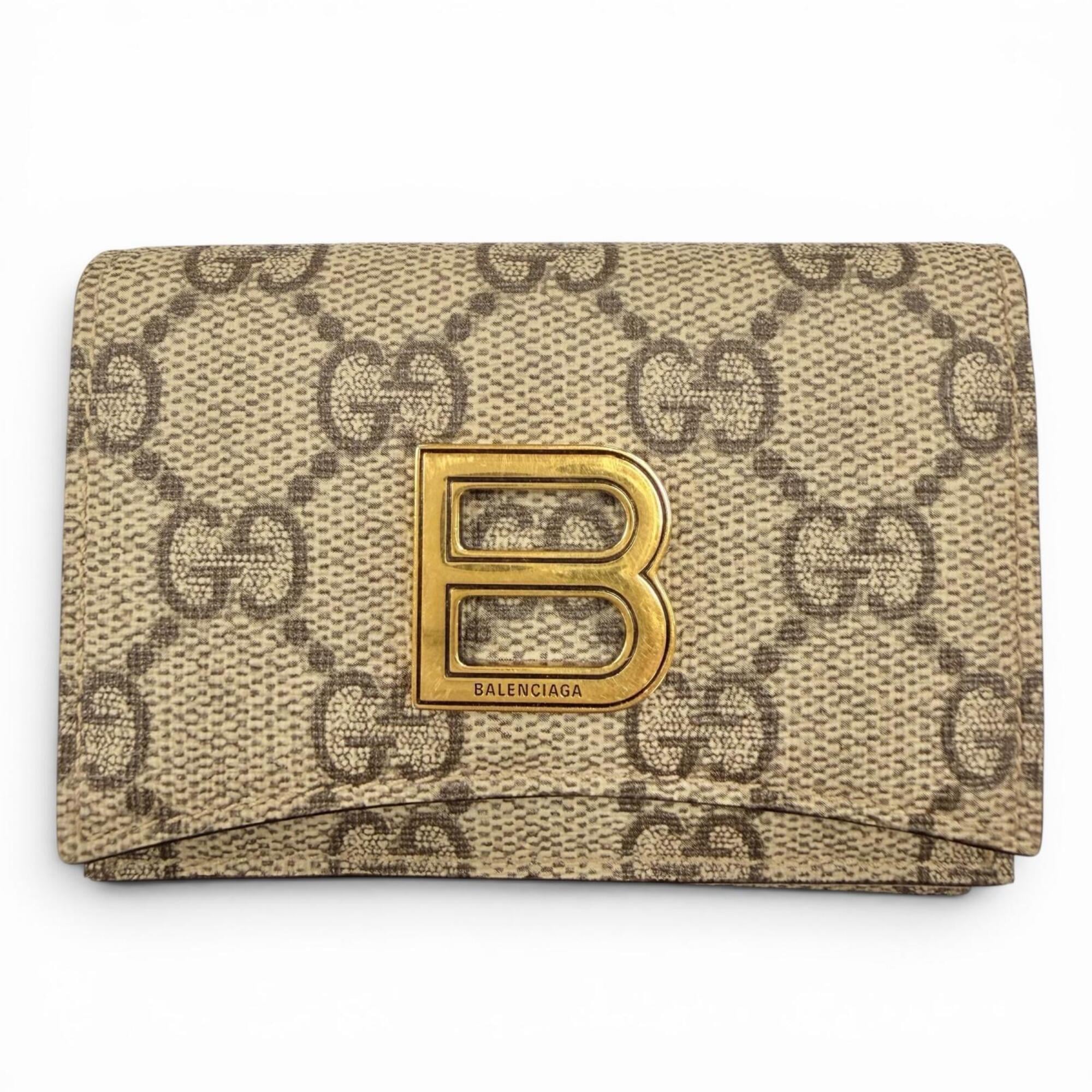 Gucci Beige Brown Gg Supreme Wallet (Tri-Fold) (Pre-Owned)