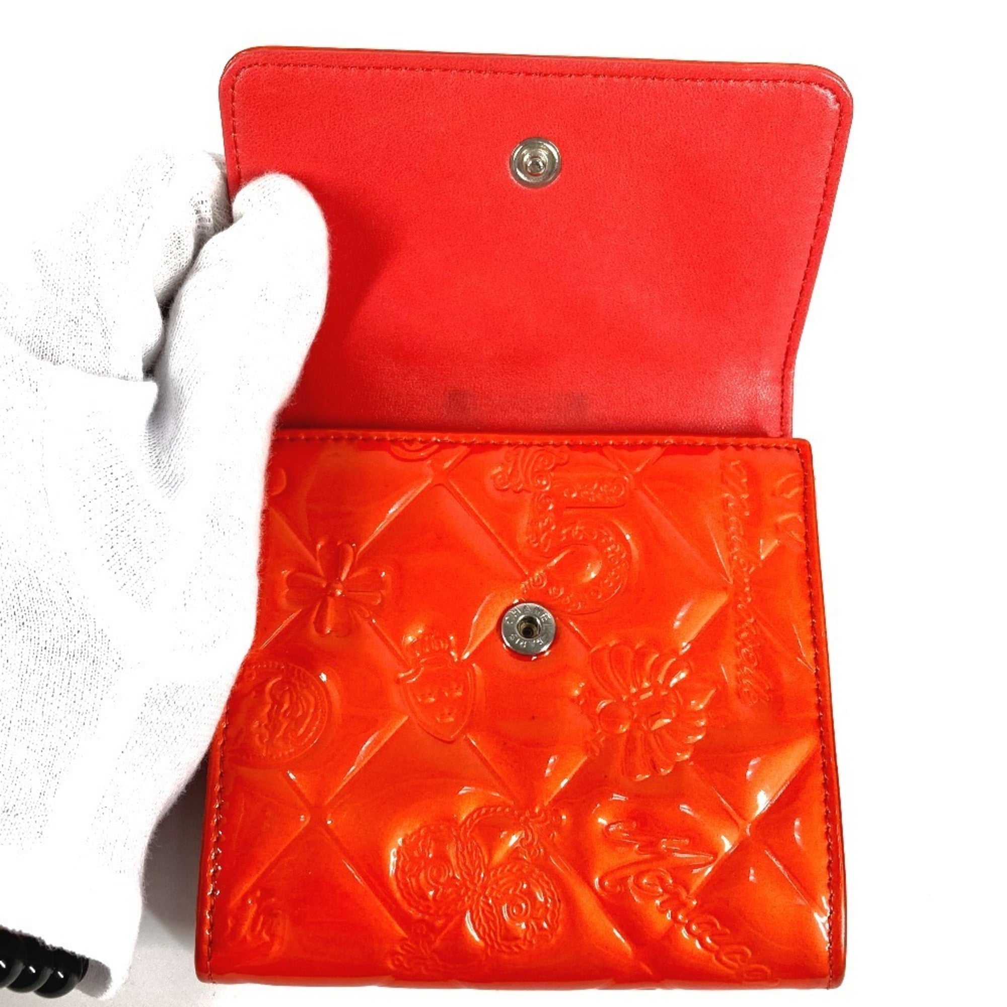 Chanel Orange Red Color Patent Leather Wallet (Tri-Fold) (Pre-Owned)
