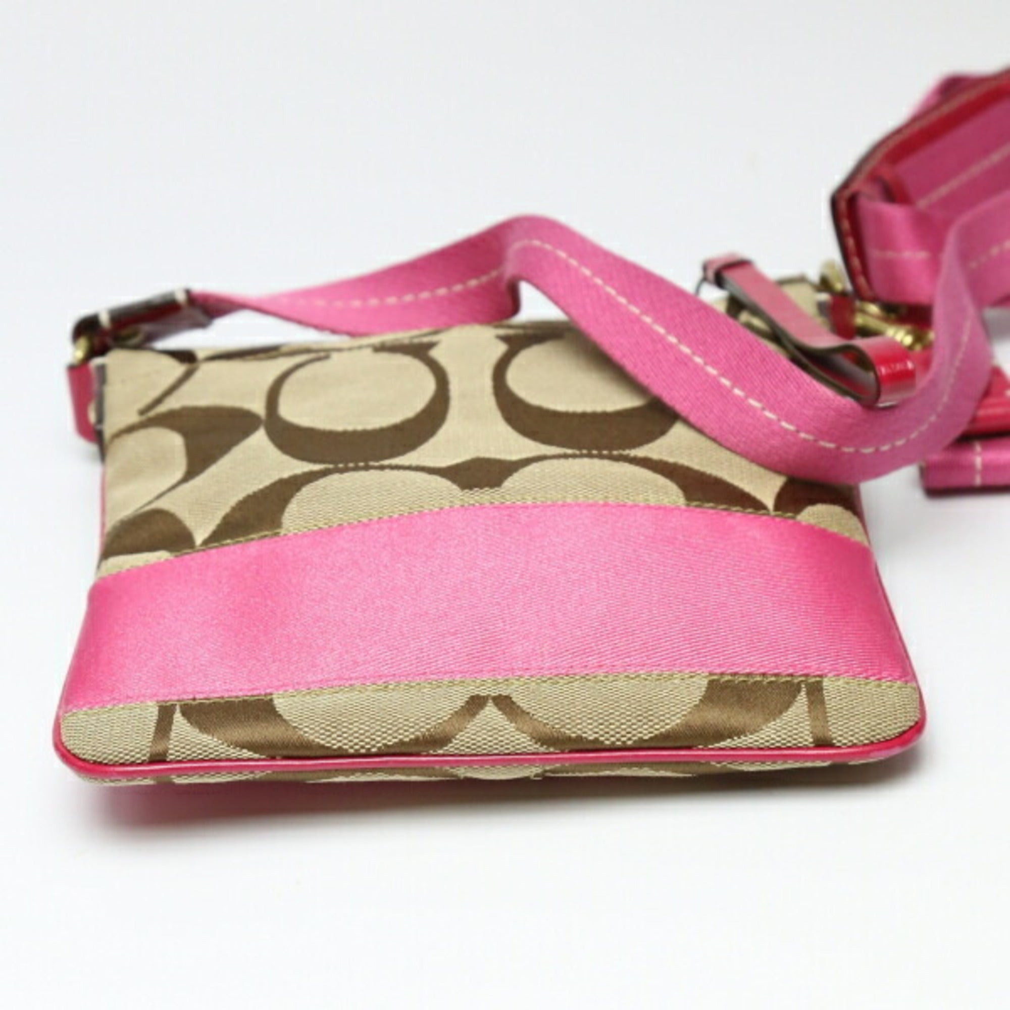 Coach Khaki Pink Leather Shoulder Bag (Pre-Owned)