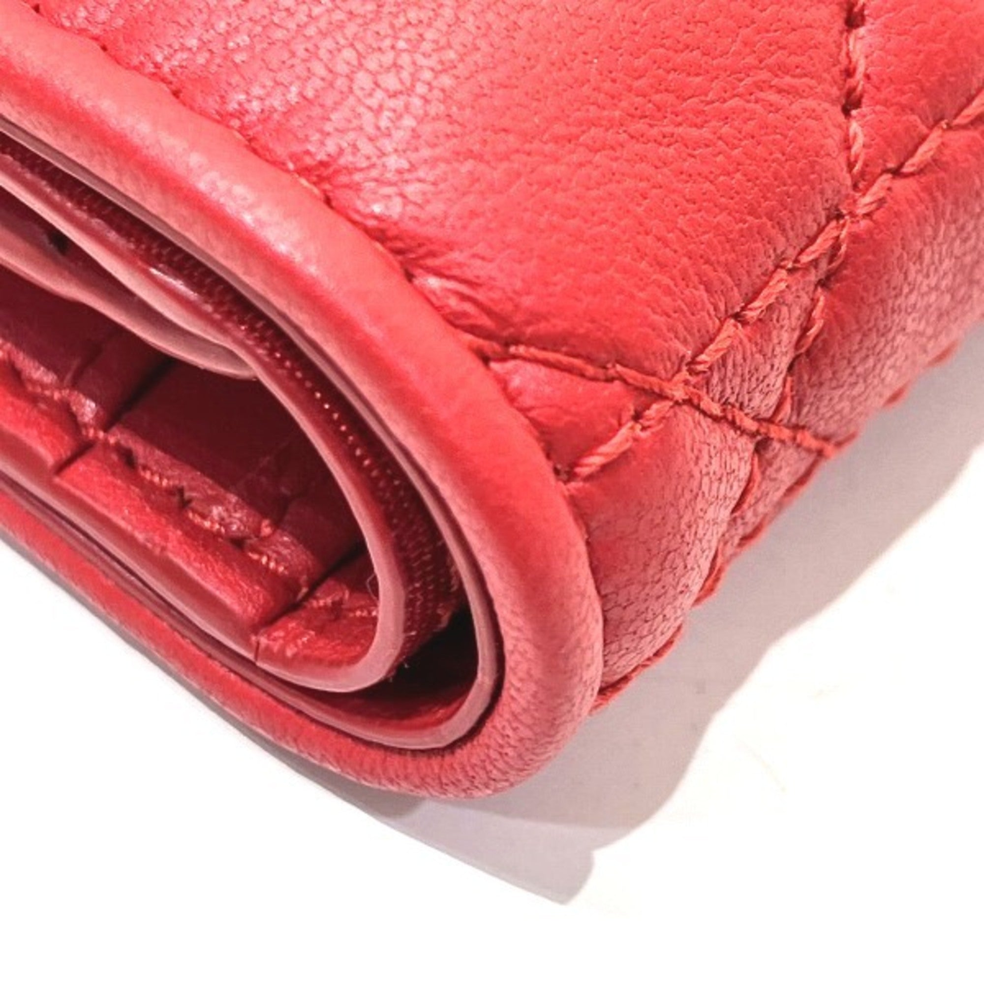 Christian Dior Red Color Leather Wallet (Bi-Fold) (Pre-Owned)
