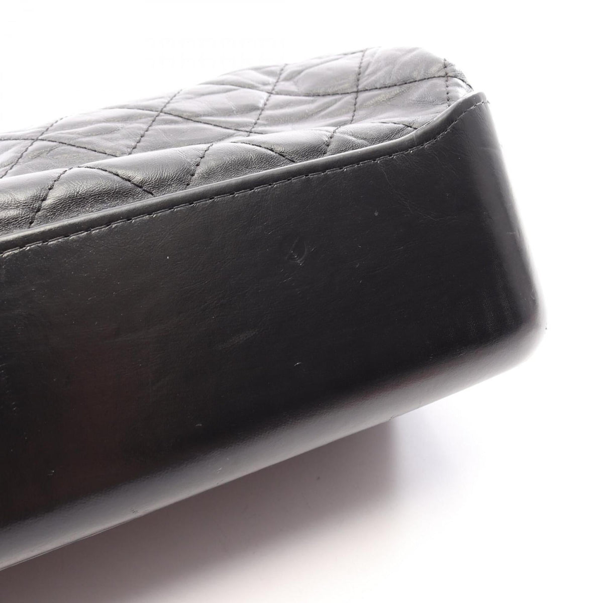 Chanel Black Leather Handbag (Pre-Owned)