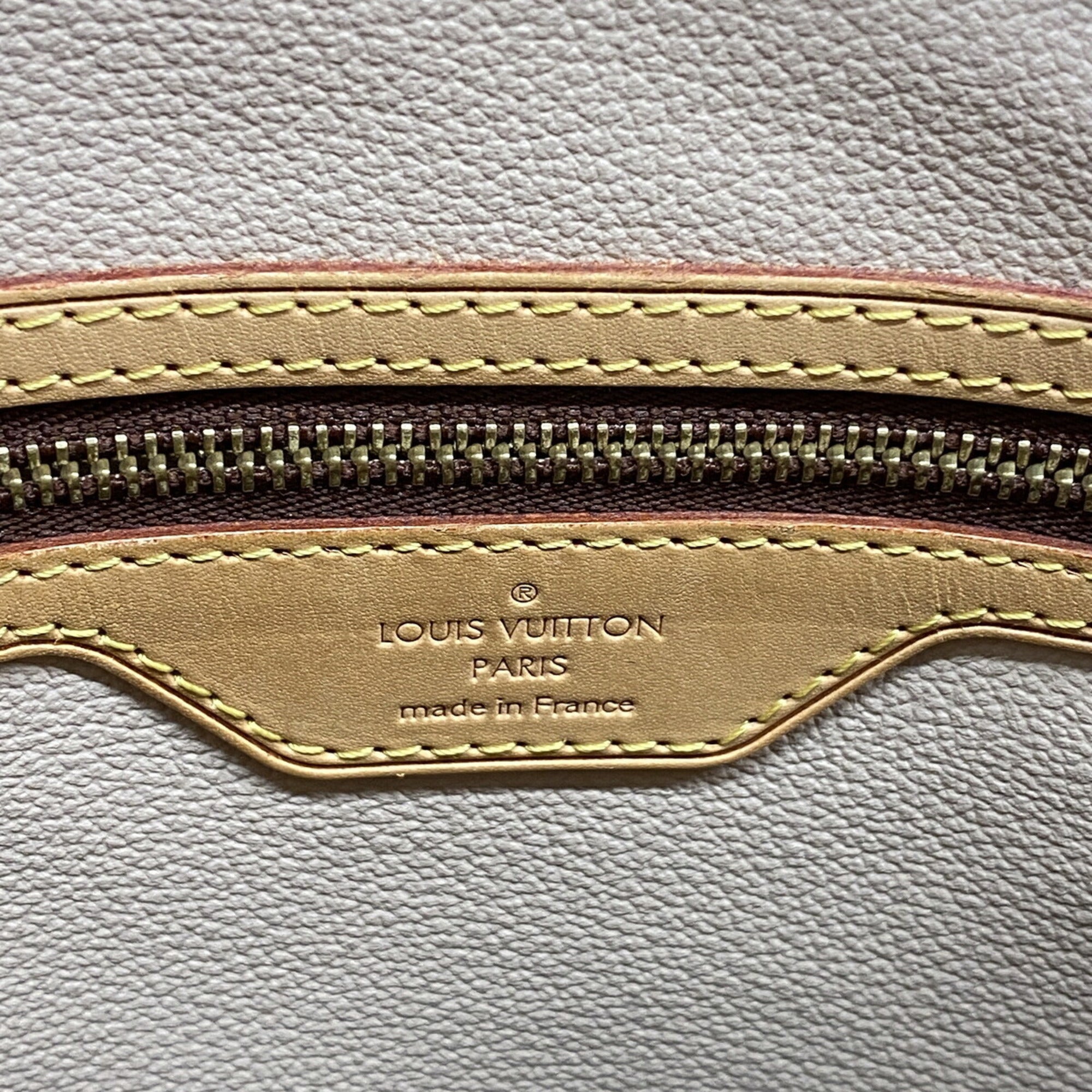 Louis Vuitton Brown Tote Bag (Pre-Owned)