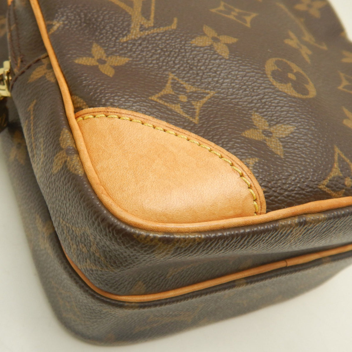 Louis Vuitton Brown Monogram Canvas Shoulder Bag (Pre-Owned)
