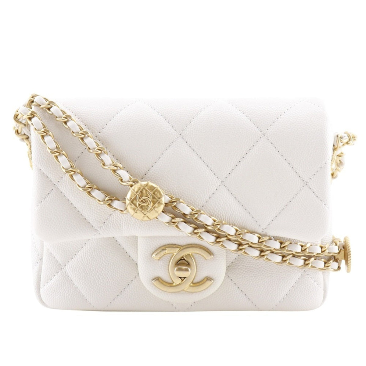 Chanel White Grained Calfskin Shoulder Bag (Pre-Owned)