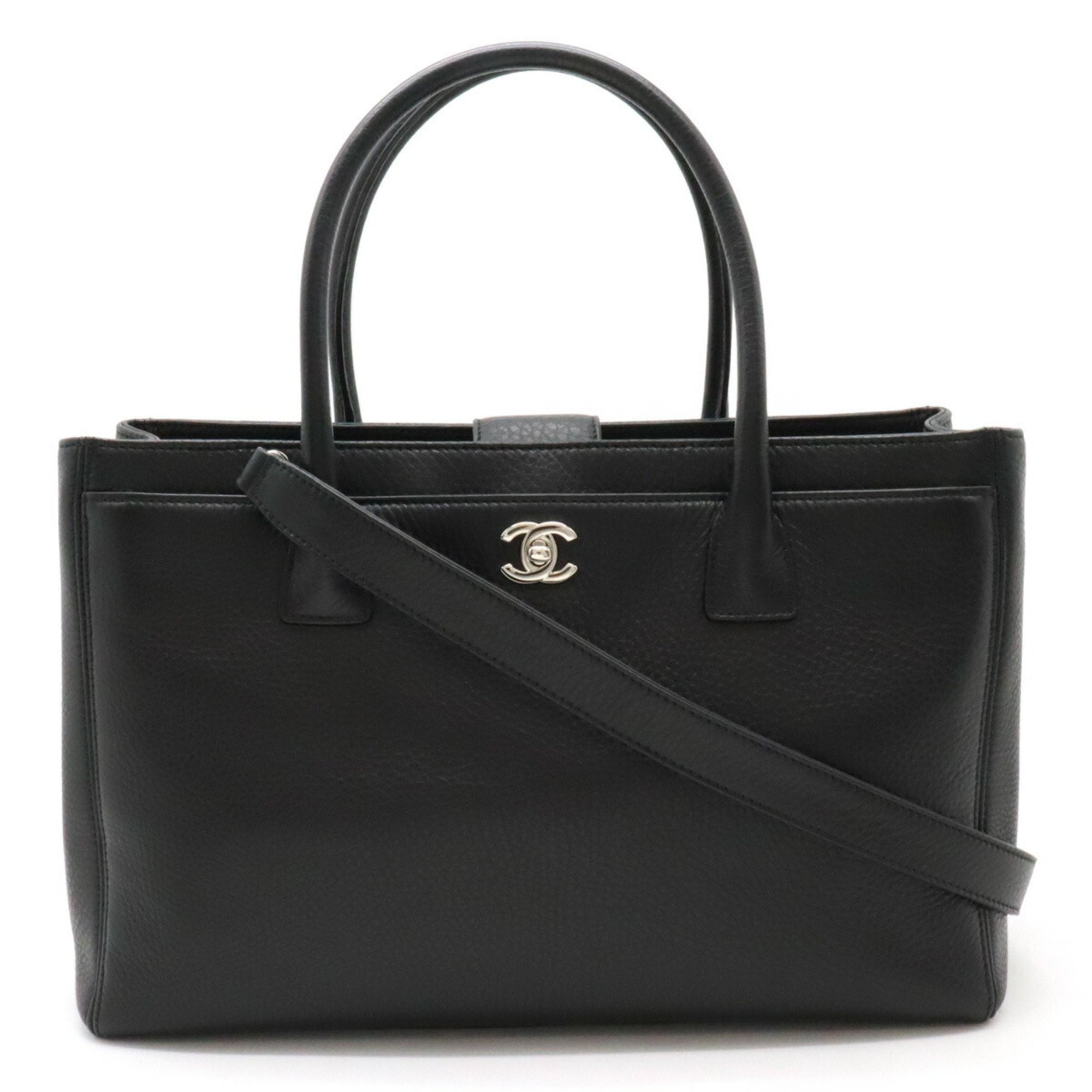 Chanel Black Leather Shoulder Bag Tote Bag (Pre-Owned)