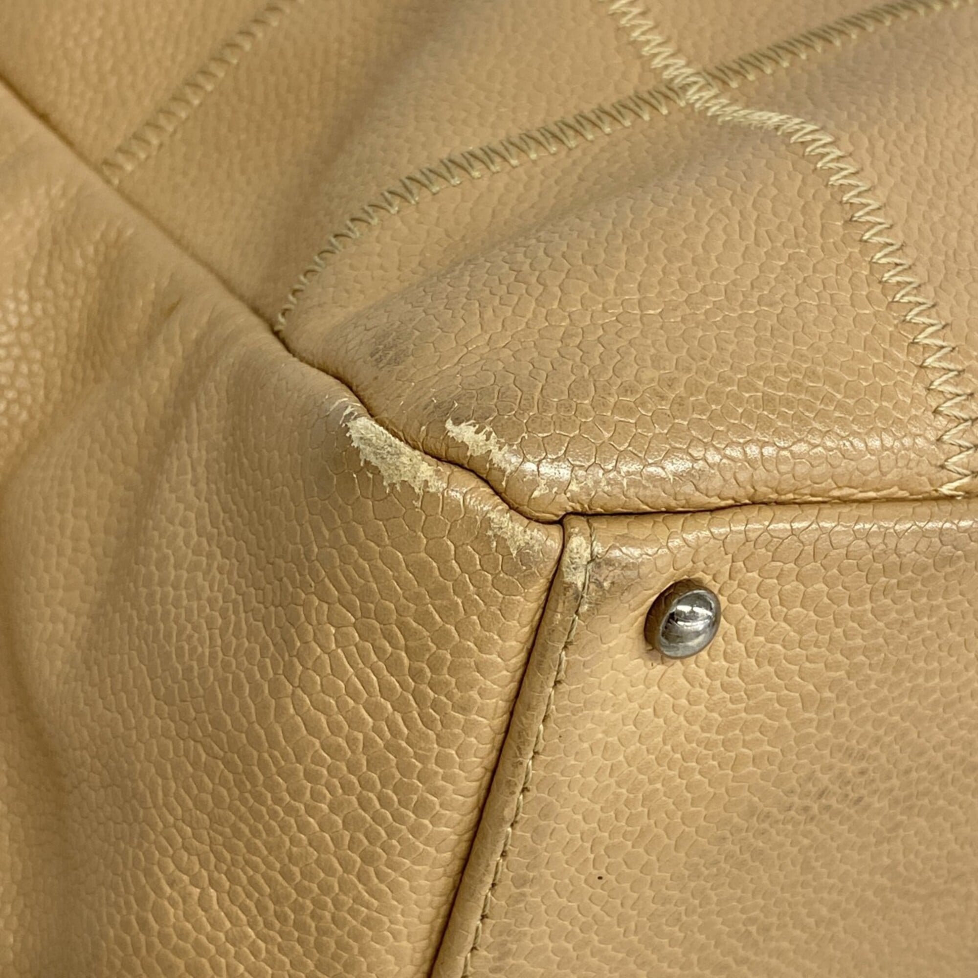 Chanel Brown Grained Calfskin Handbag (Pre-Owned)