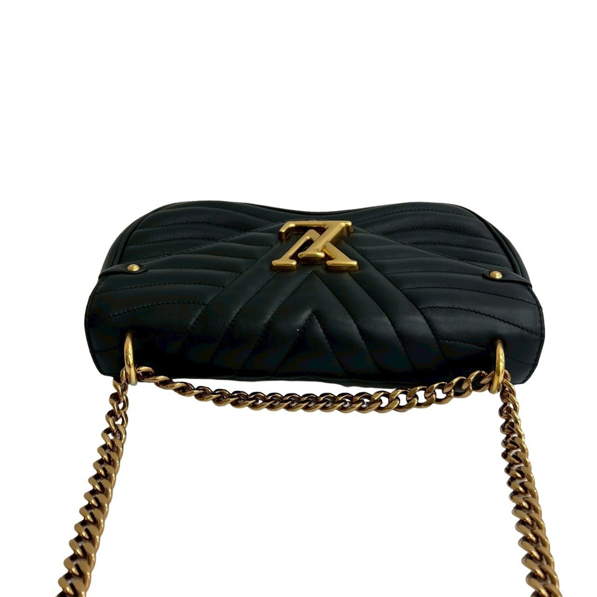 Louis Vuitton Black Leather Handbag Shoulder Bag (Pre-Owned)