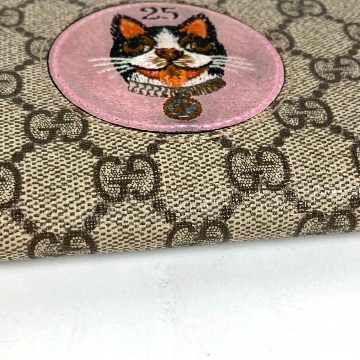 Gucci Beige Red Color Gg Supreme Long Wallet (Bi-Fold) (Pre-Owned)