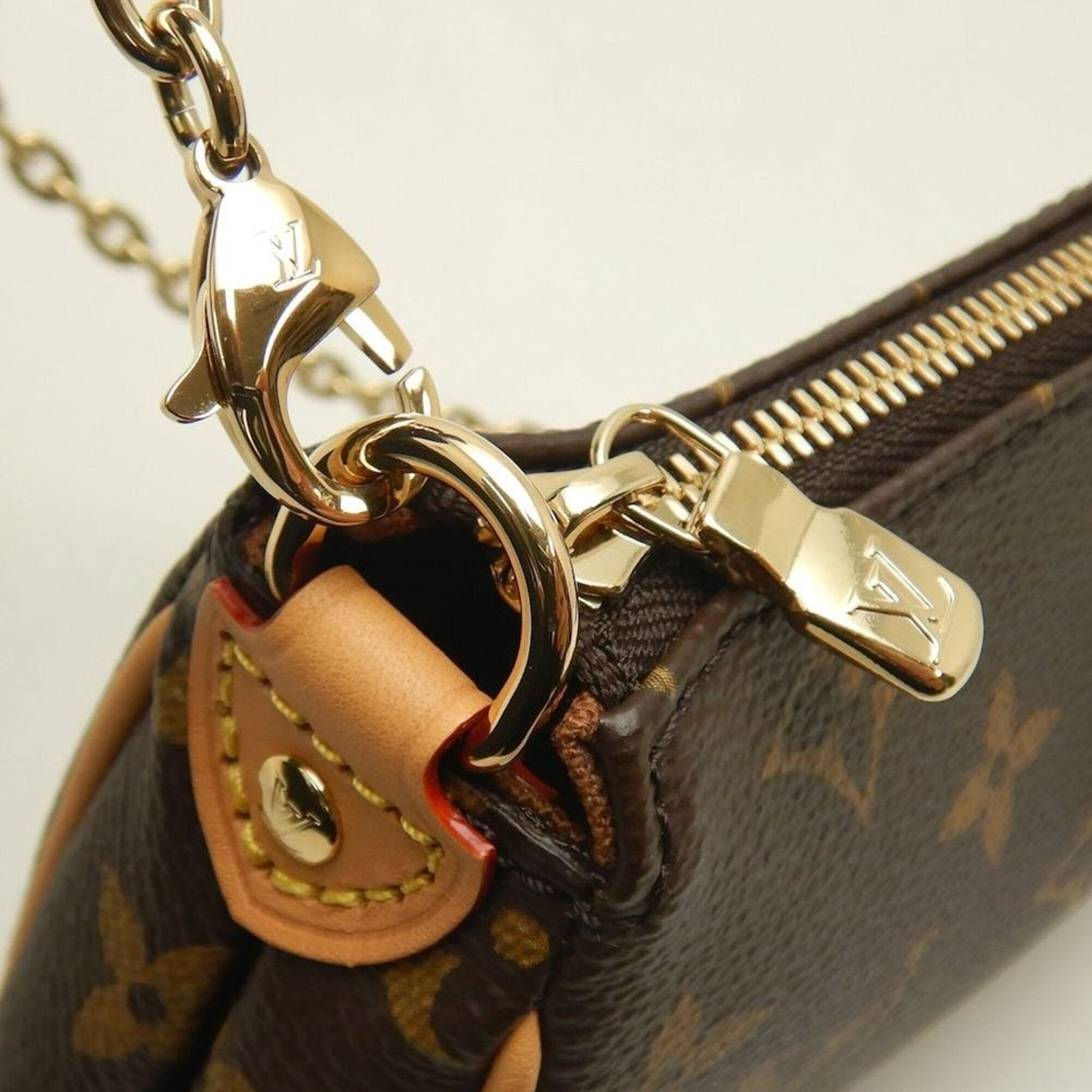 Louis Vuitton Monogram Brown Monogram Shoulder Bag (Pre-Owned)