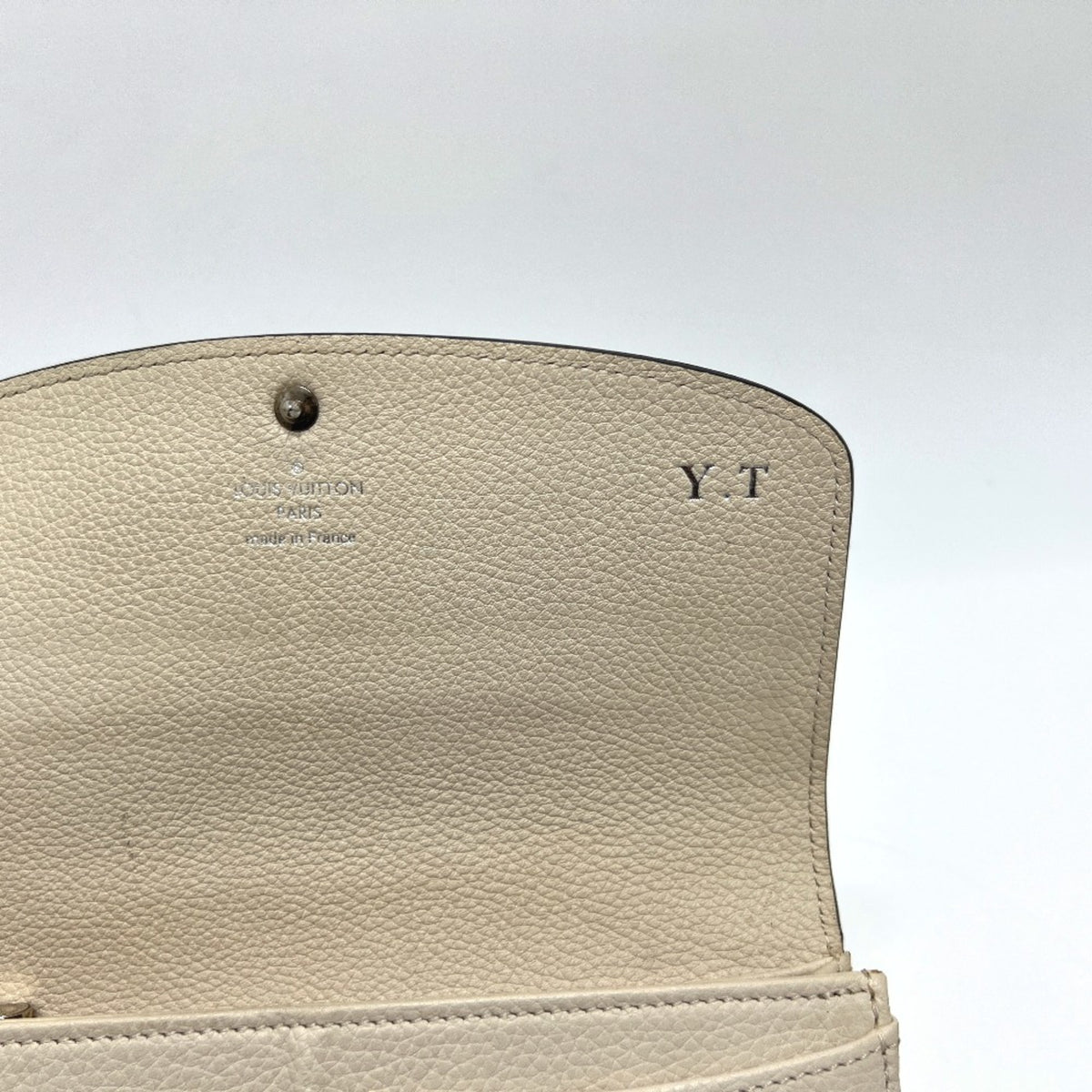 Louis Vuitton White Leather Long Wallet (Bi-Fold) (Pre-Owned)
