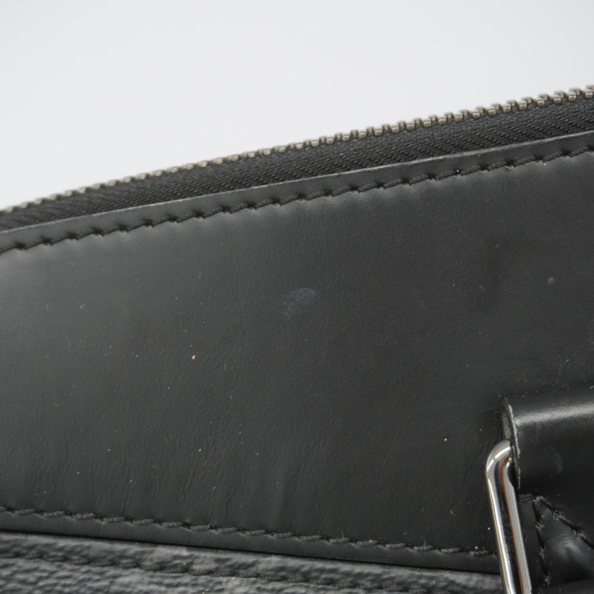 Louis Vuitton Black Tote Bag (Pre-Owned)