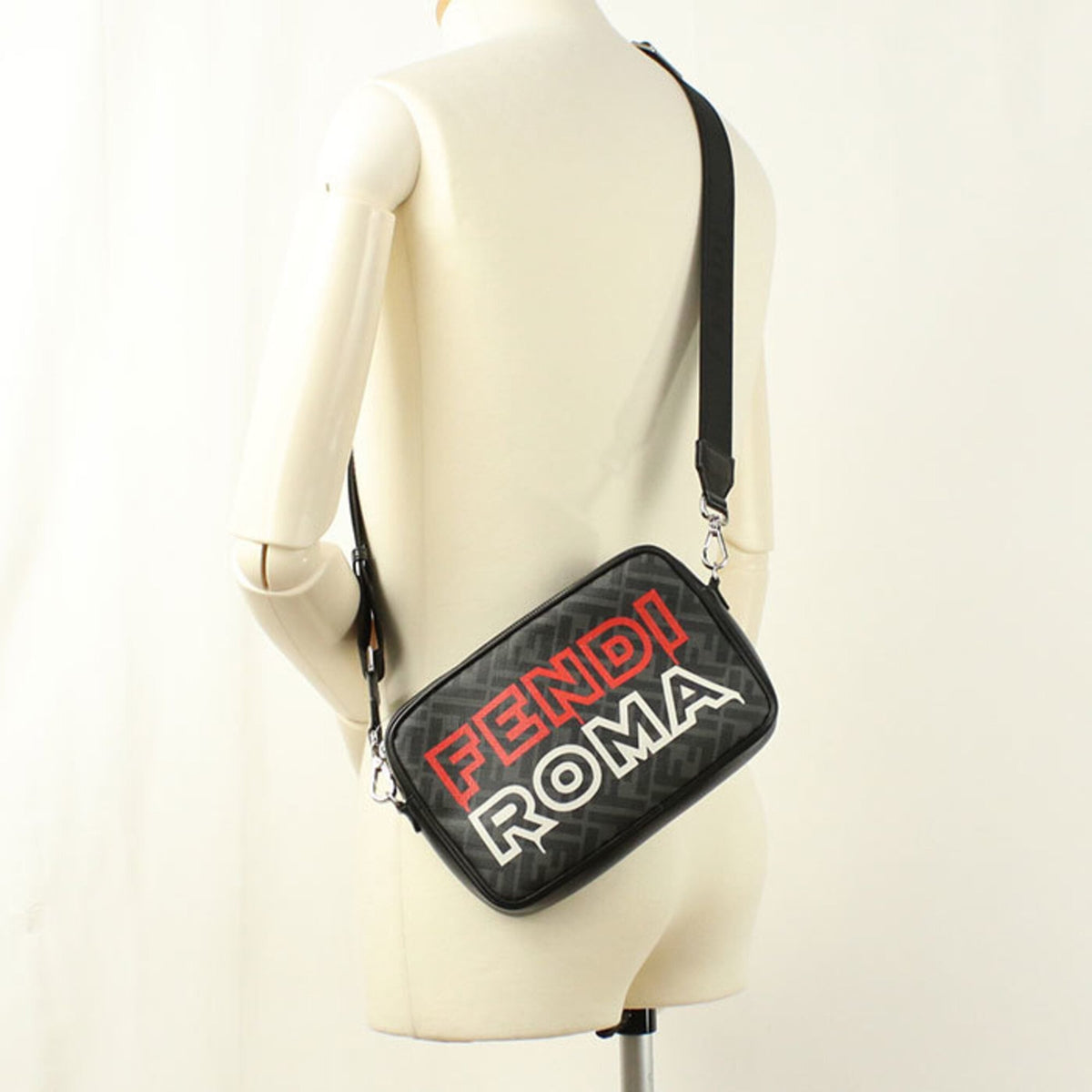 Fendi Black Pvc Shoulder Bag (Pre-Owned)