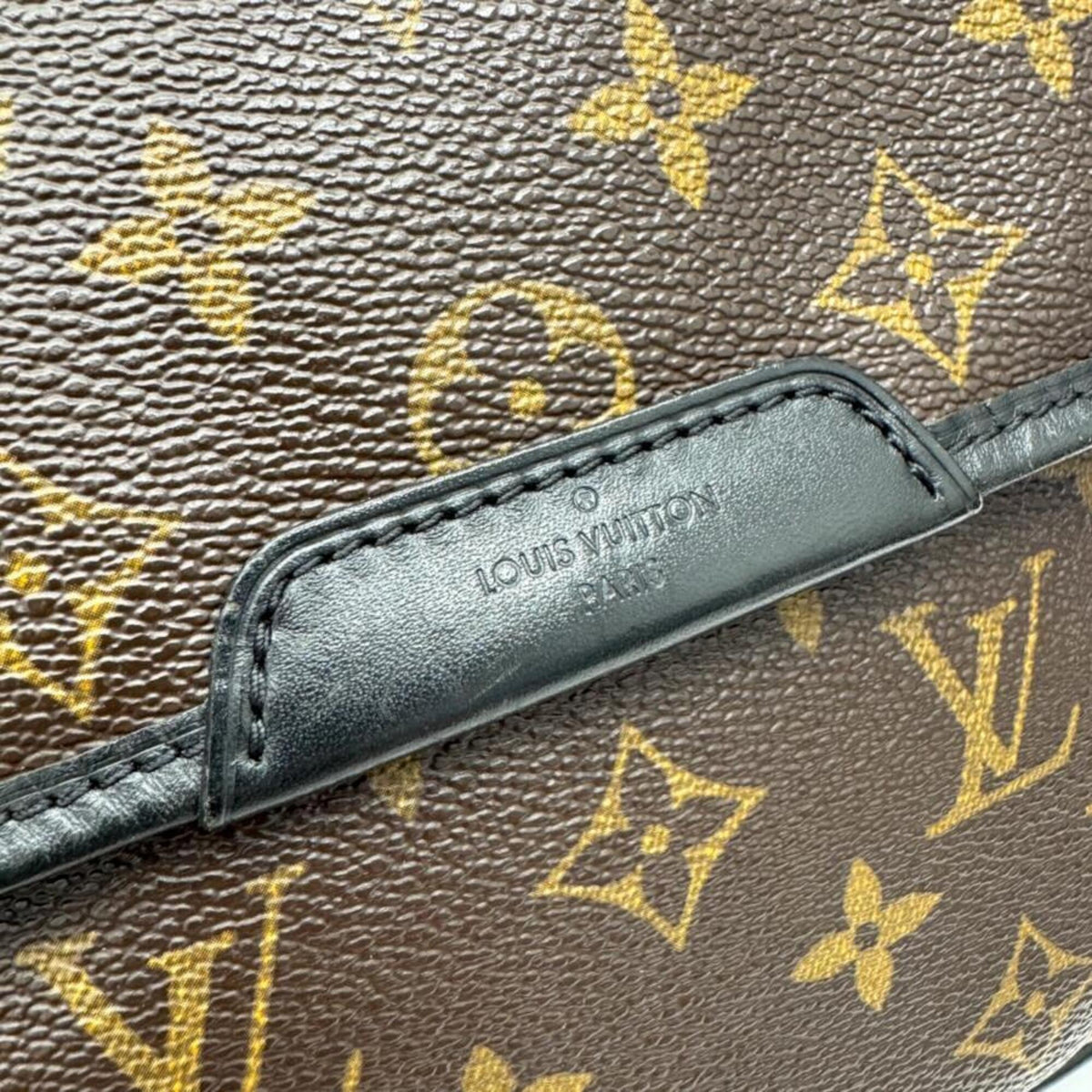Louis Vuitton Black Brown Monogram Shoulder Bag (Pre-Owned)