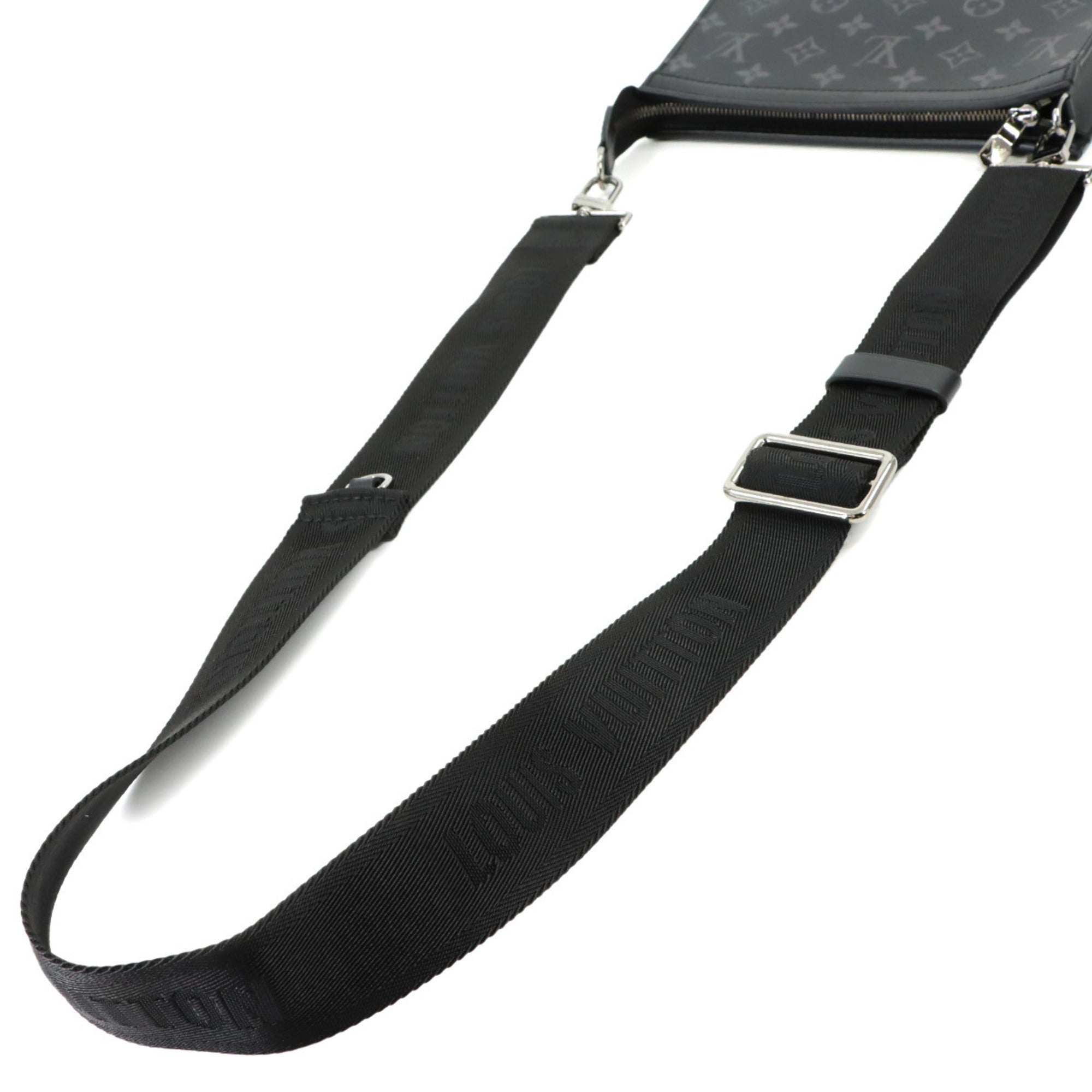 Louis Vuitton Black Monogram Eclipse Handbag Shoulder Bag (Pre-Owned)