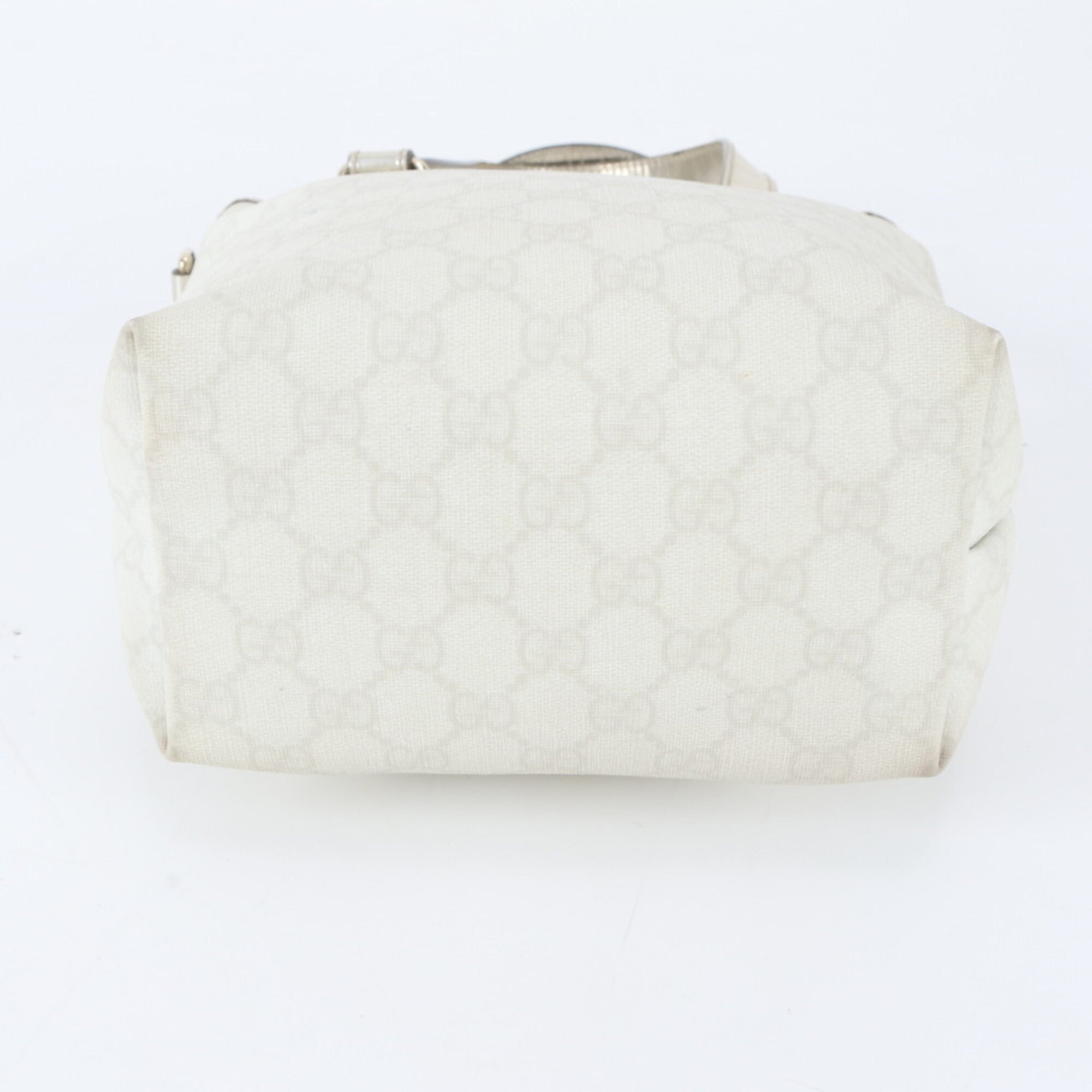 Gucci Beige Cream Silver Gg Supreme Leather Handbag (Pre-Owned)
