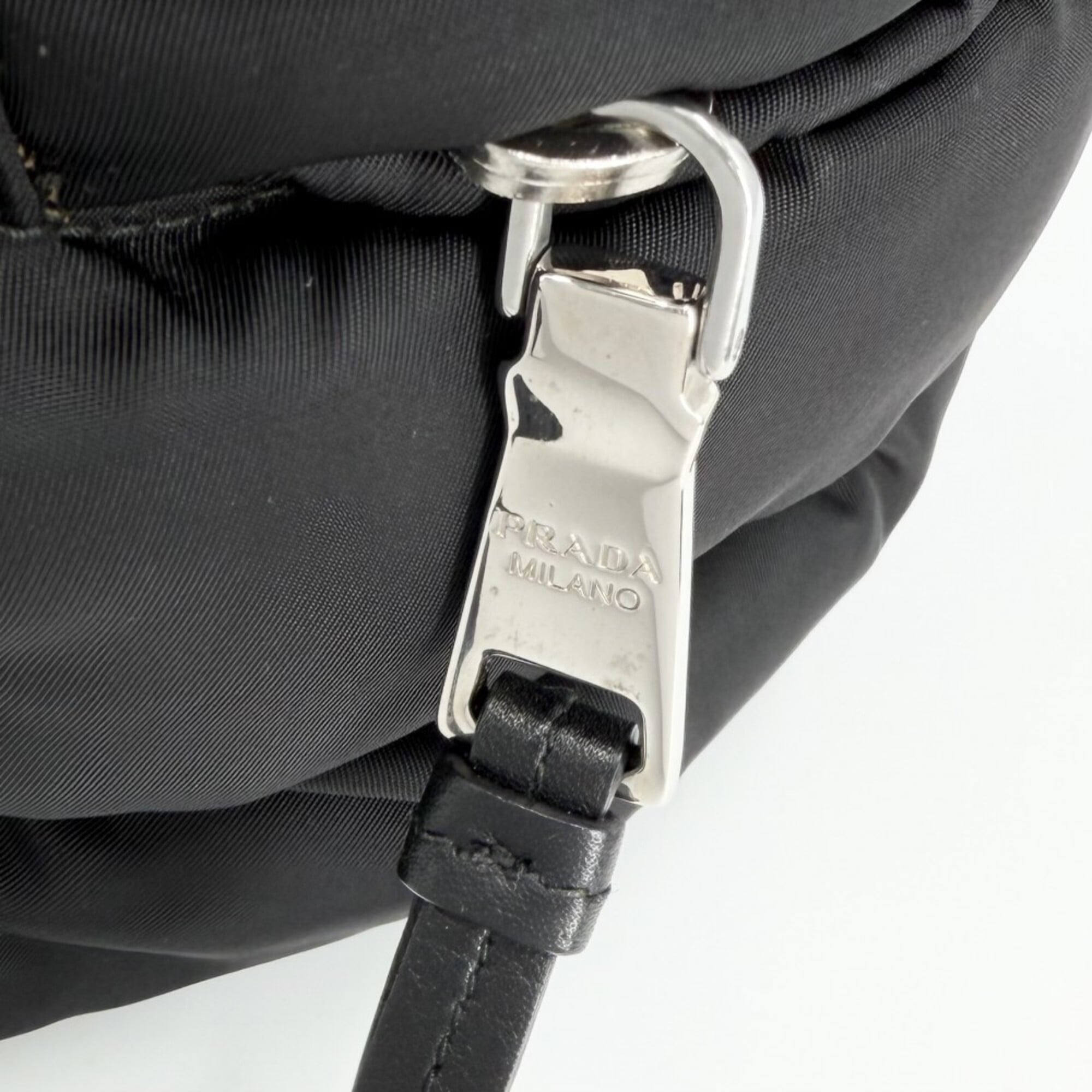 Prada Black Nylon Handbag Shoulder Bag Tote Bag (Pre-Owned)
