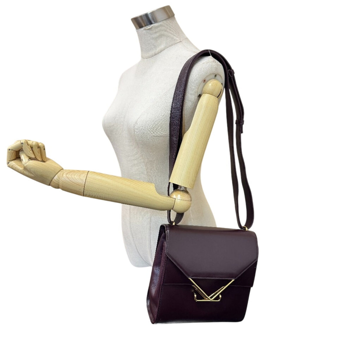Bottega Veneta Bordeaux Leather Shoulder Bag (Pre-Owned)
