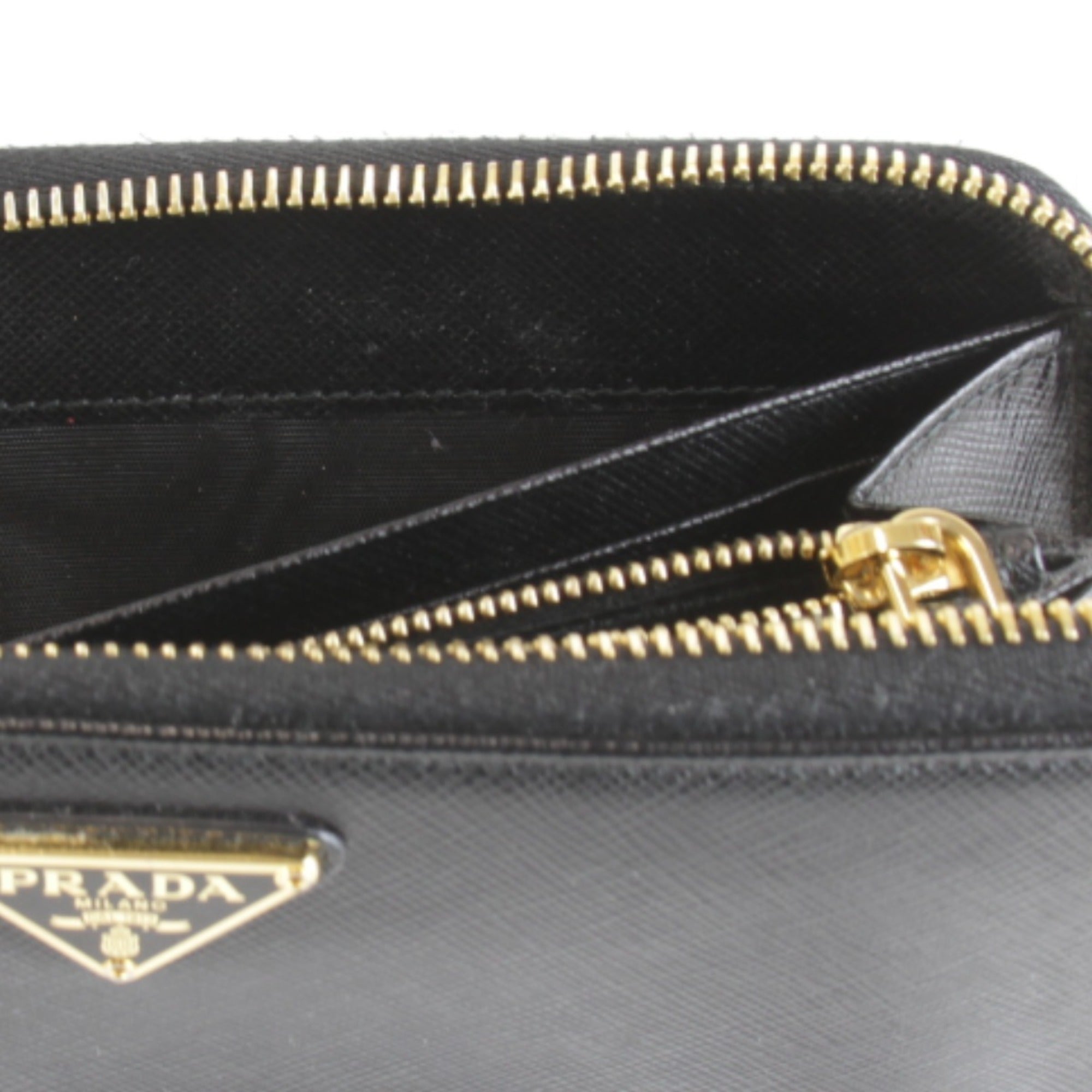 Prada Black Leather Long Wallet (Bi-Fold) (Pre-Owned)