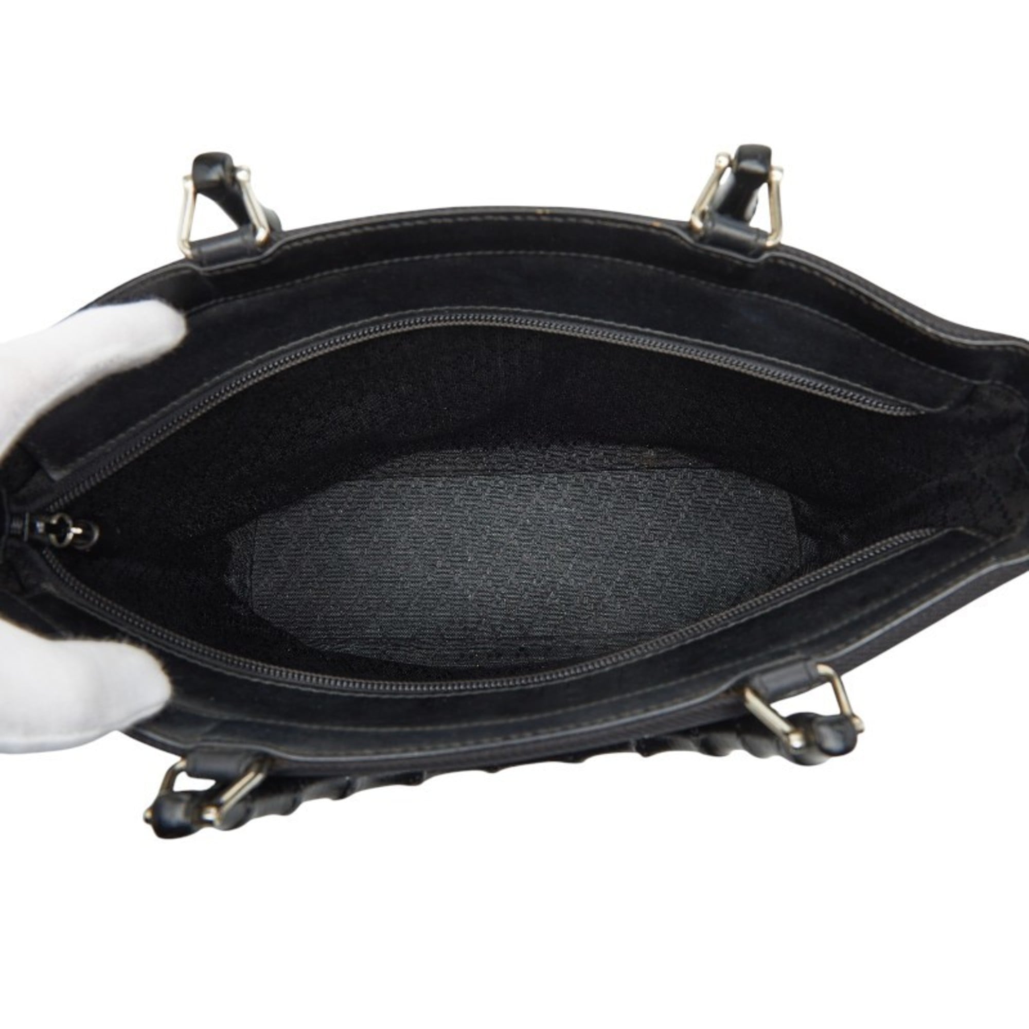 Gucci Black Nylon Shoulder Bag (Pre-Owned)