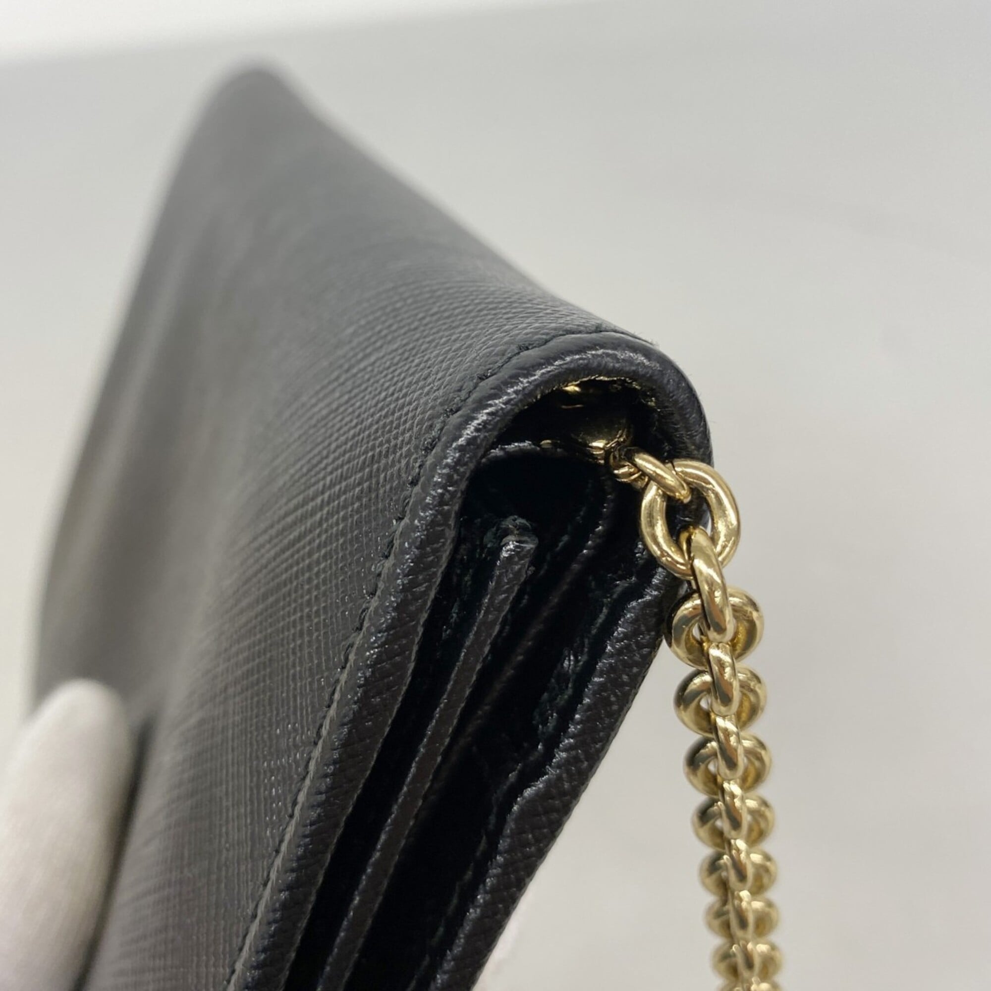 Salvatore Ferragamo Black Leather Chain/Shoulder Wallet (Pre-Owned)