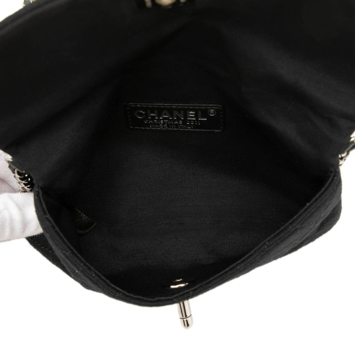 Chanel Black Cotton Canvas Leather Shoulder Bag (Pre-Owned)
