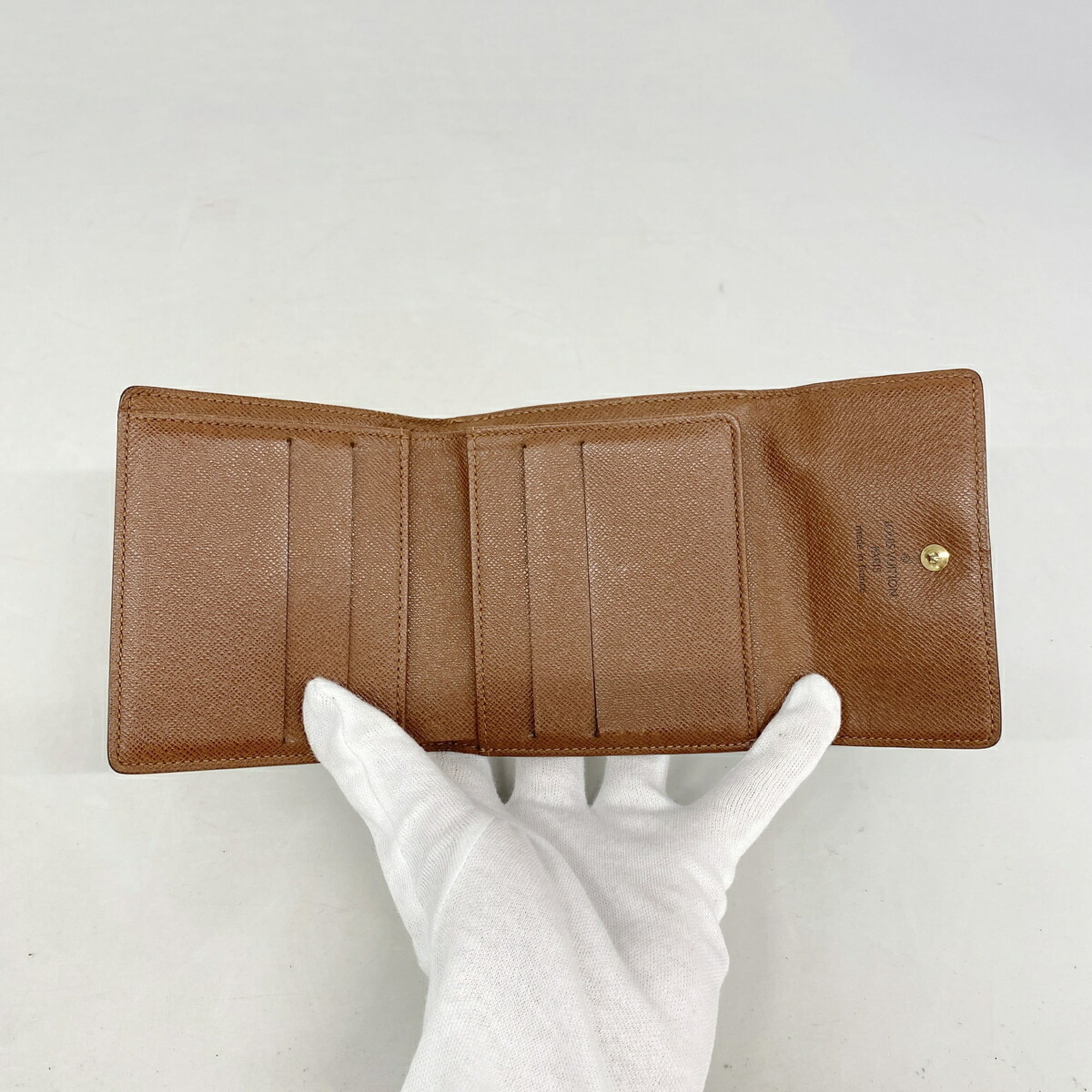 Louis Vuitton Brown Wallet (Tri-Fold) (Pre-Owned)