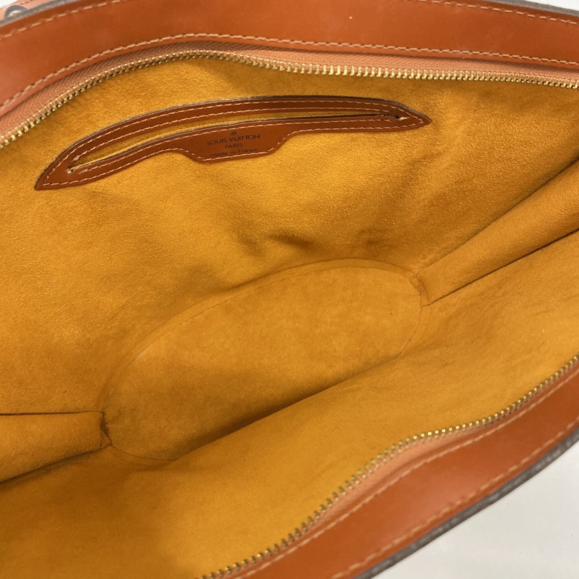 Louis Vuitton Kenyan Brown Handbag (Pre-Owned)
