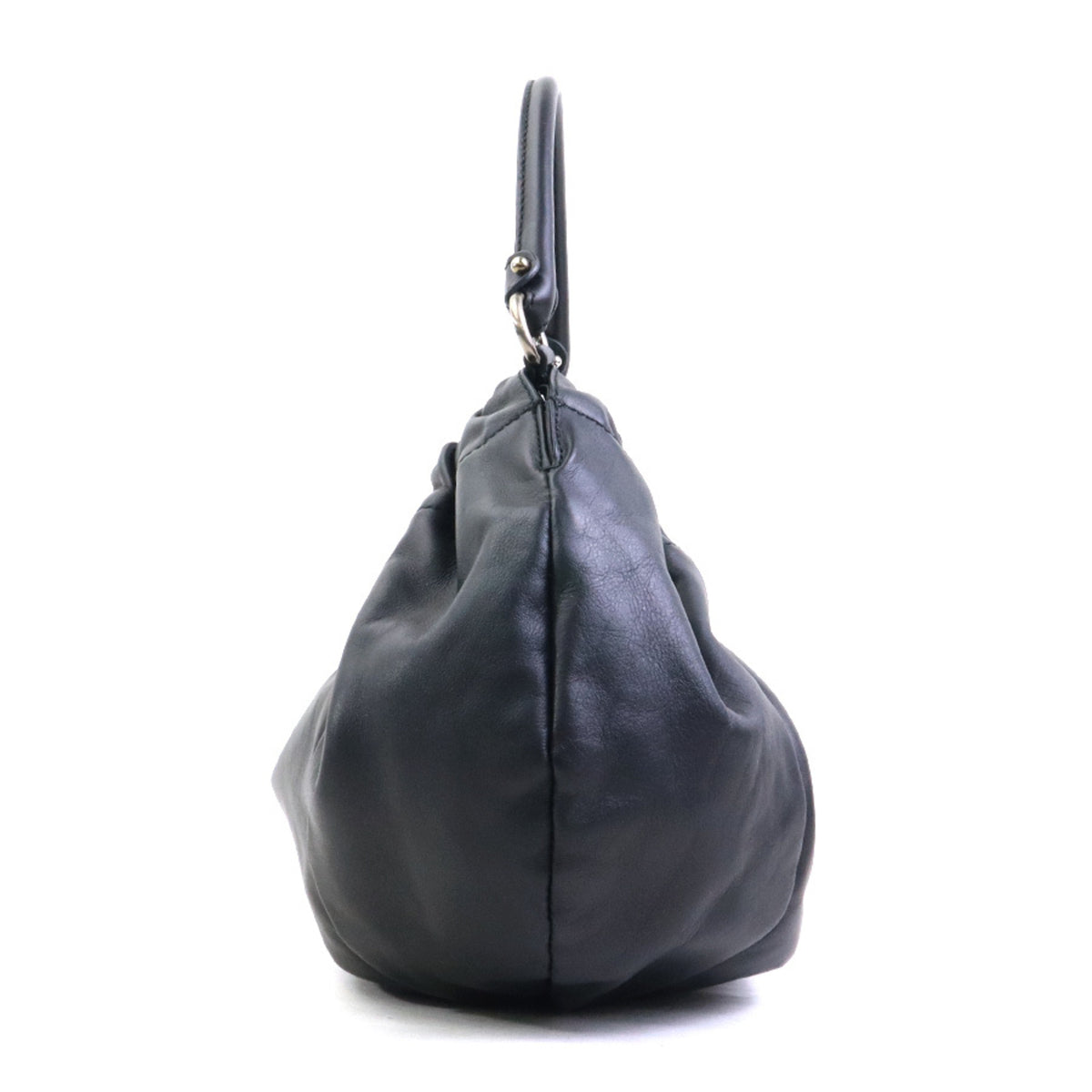 Salvatore Ferragamo Black Leather Shoulder Bag (Pre-Owned)