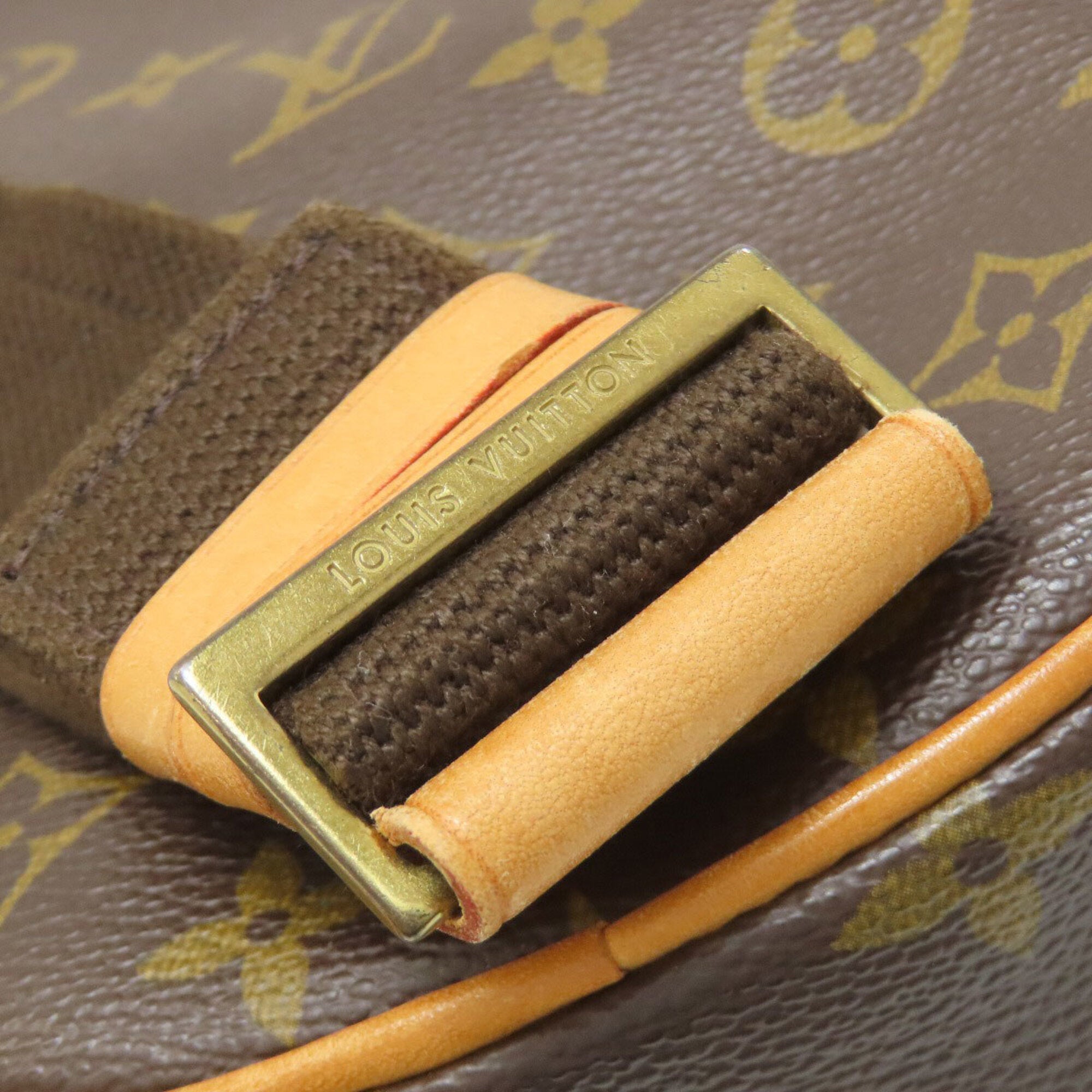 Louis Vuitton Monogram Monogram Pochette Sling Bag (Pre-Owned)
