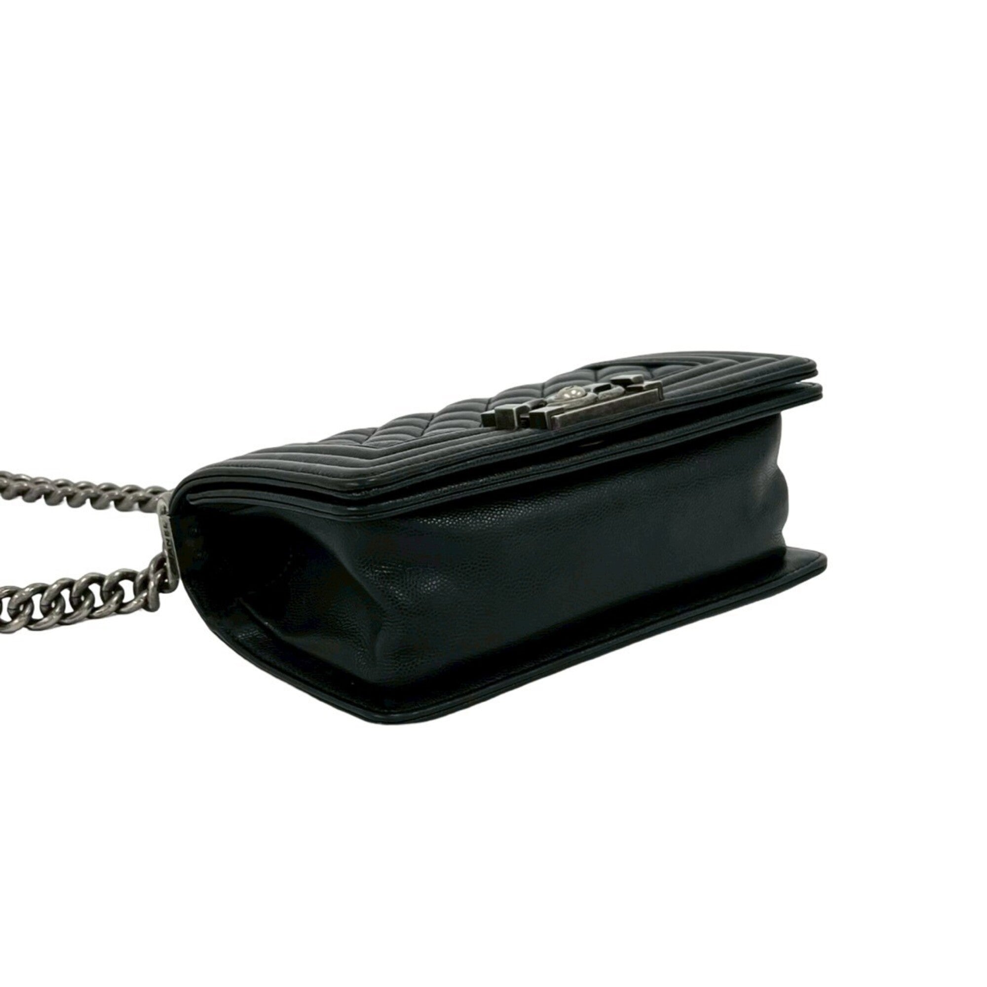 Chanel Black Grained Calfskin Shoulder Bag (Pre-Owned)