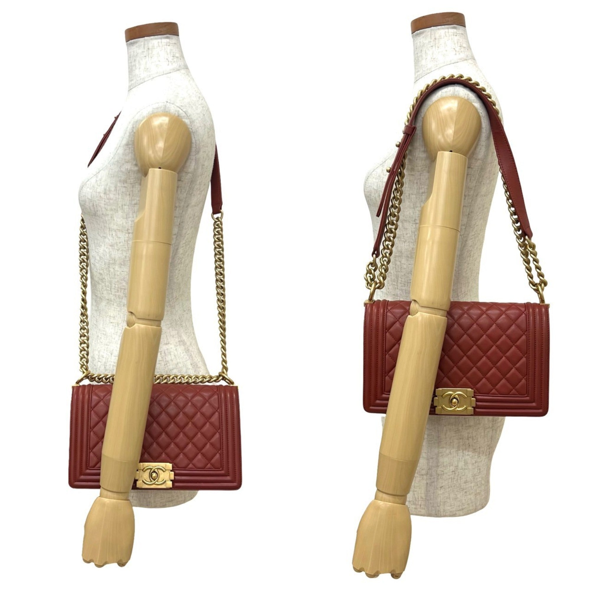 Chanel Red Color Leather Shoulder Bag (Pre-Owned)