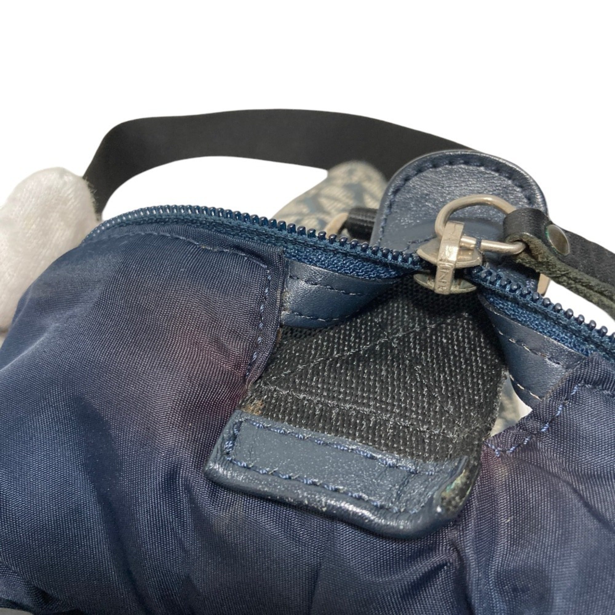 Christian Dior Navy Canvas Shoulder Bag (Pre-Owned)