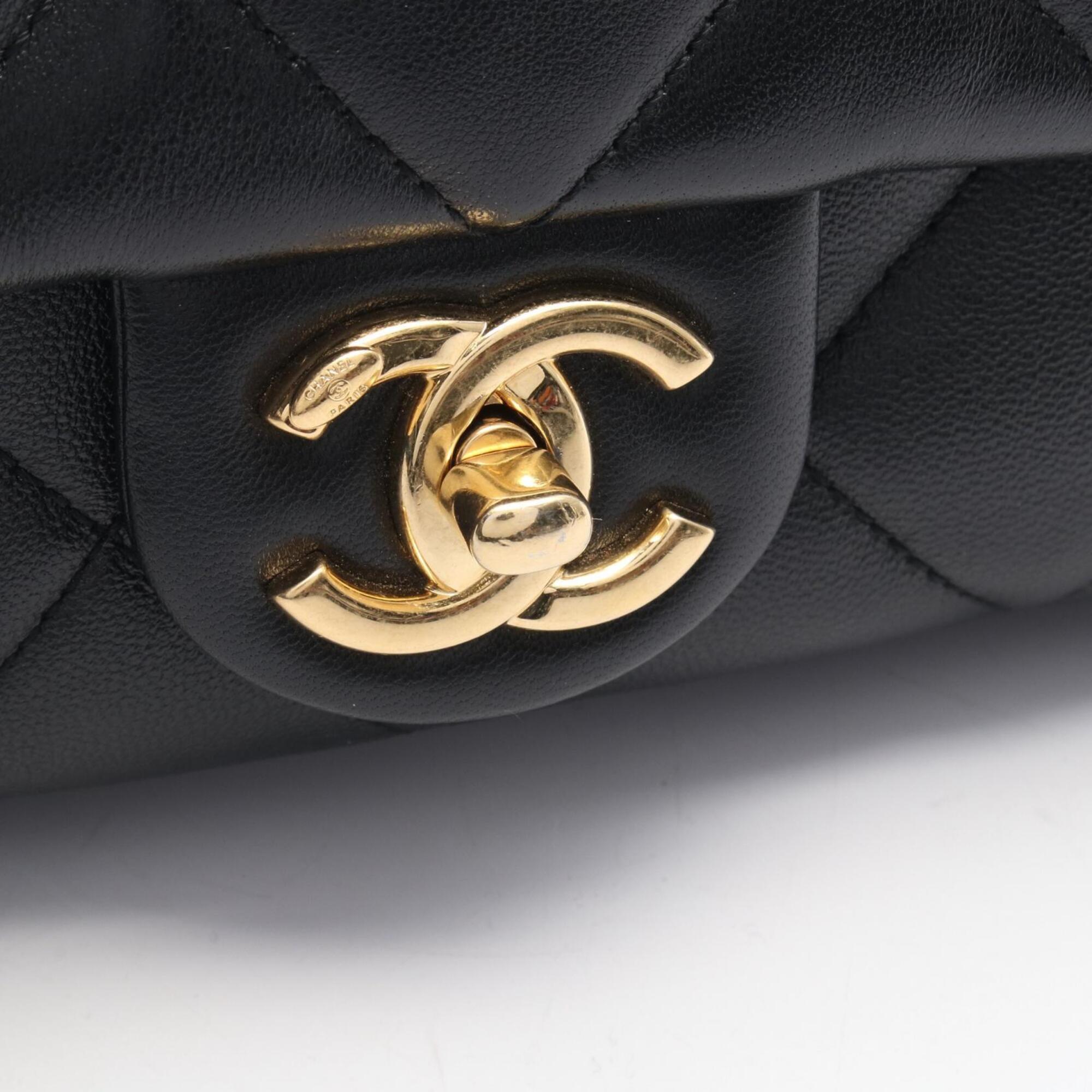 Chanel Black Leather Handbag Shoulder Bag (Pre-Owned)