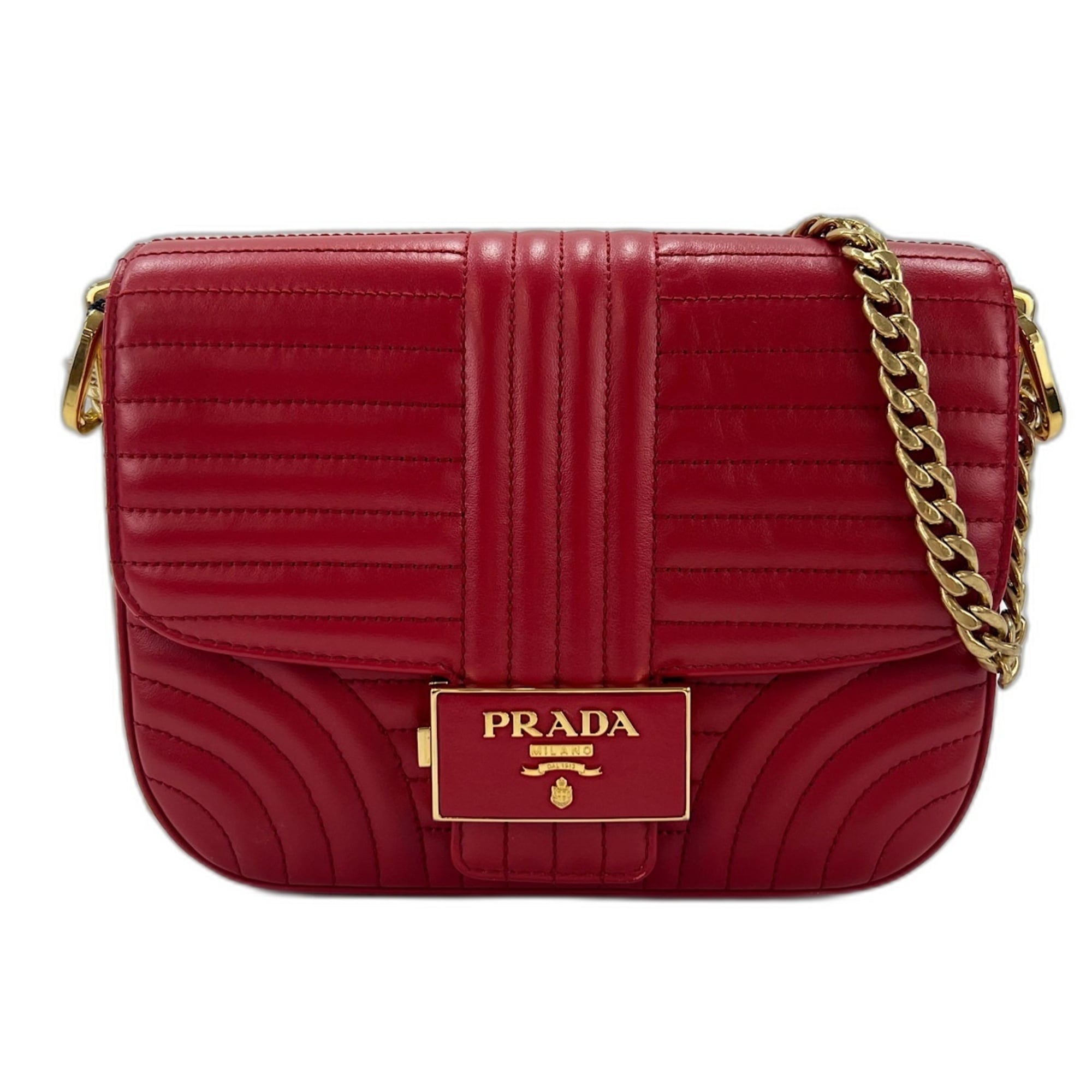 Prada Red Color Quilting Shoulder Bag (Pre-Owned)