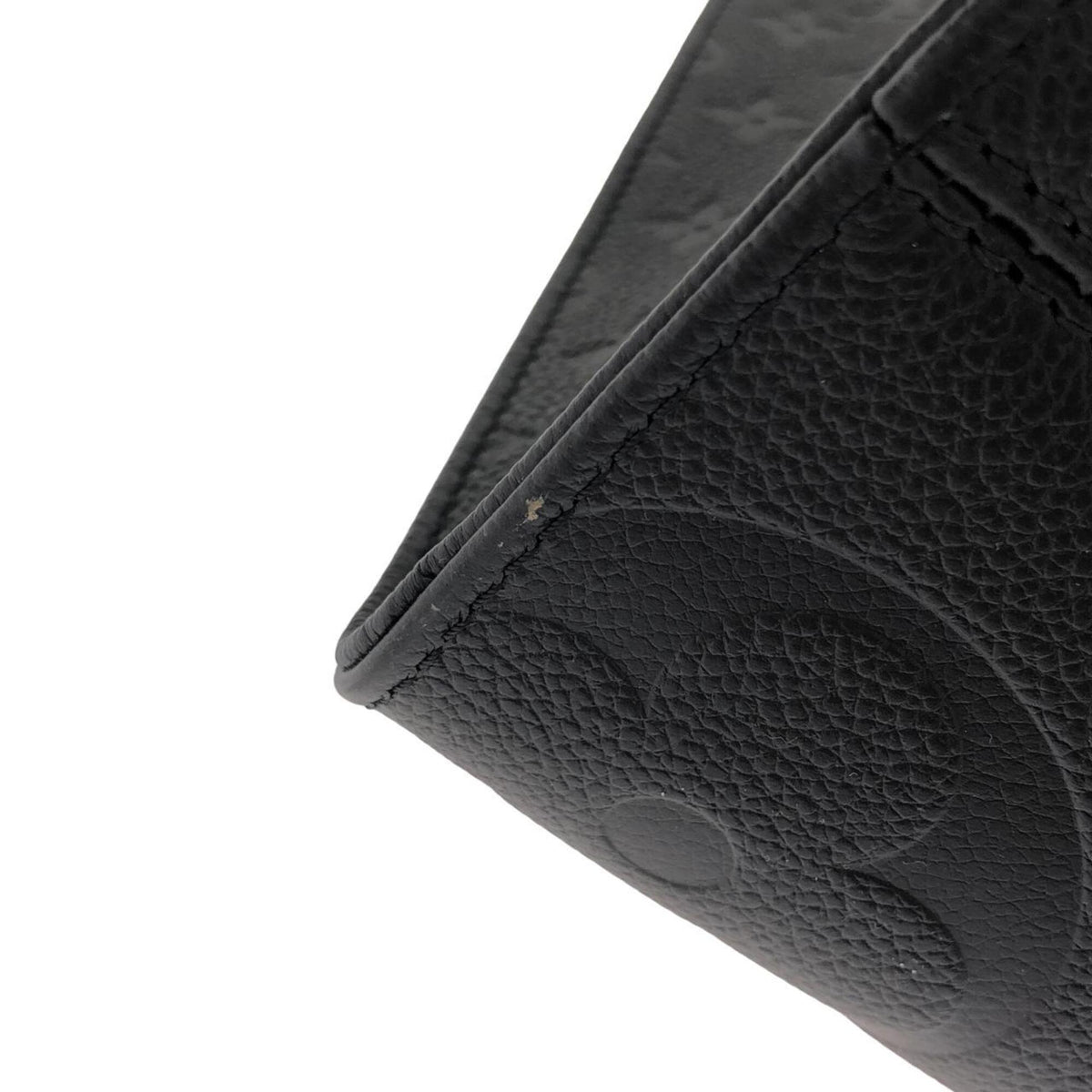 Louis Vuitton Black Leather Handbag (Pre-Owned)