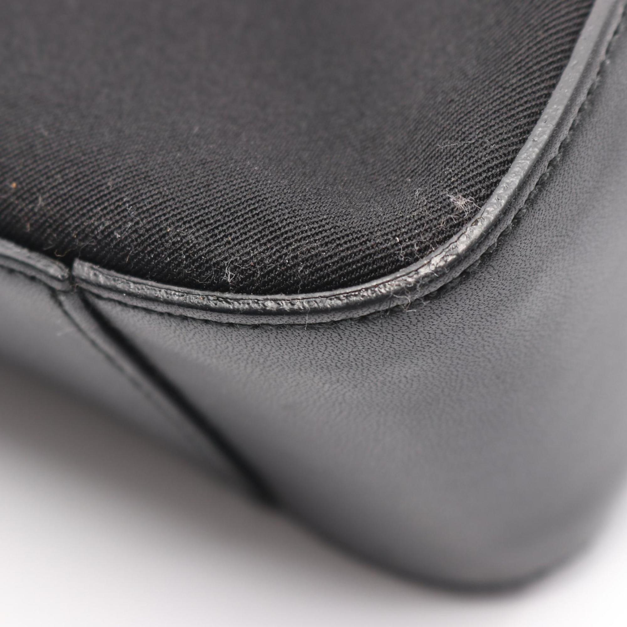 Salvatore Ferragamo Black Canvas Leather Shoulder Bag (Pre-Owned)