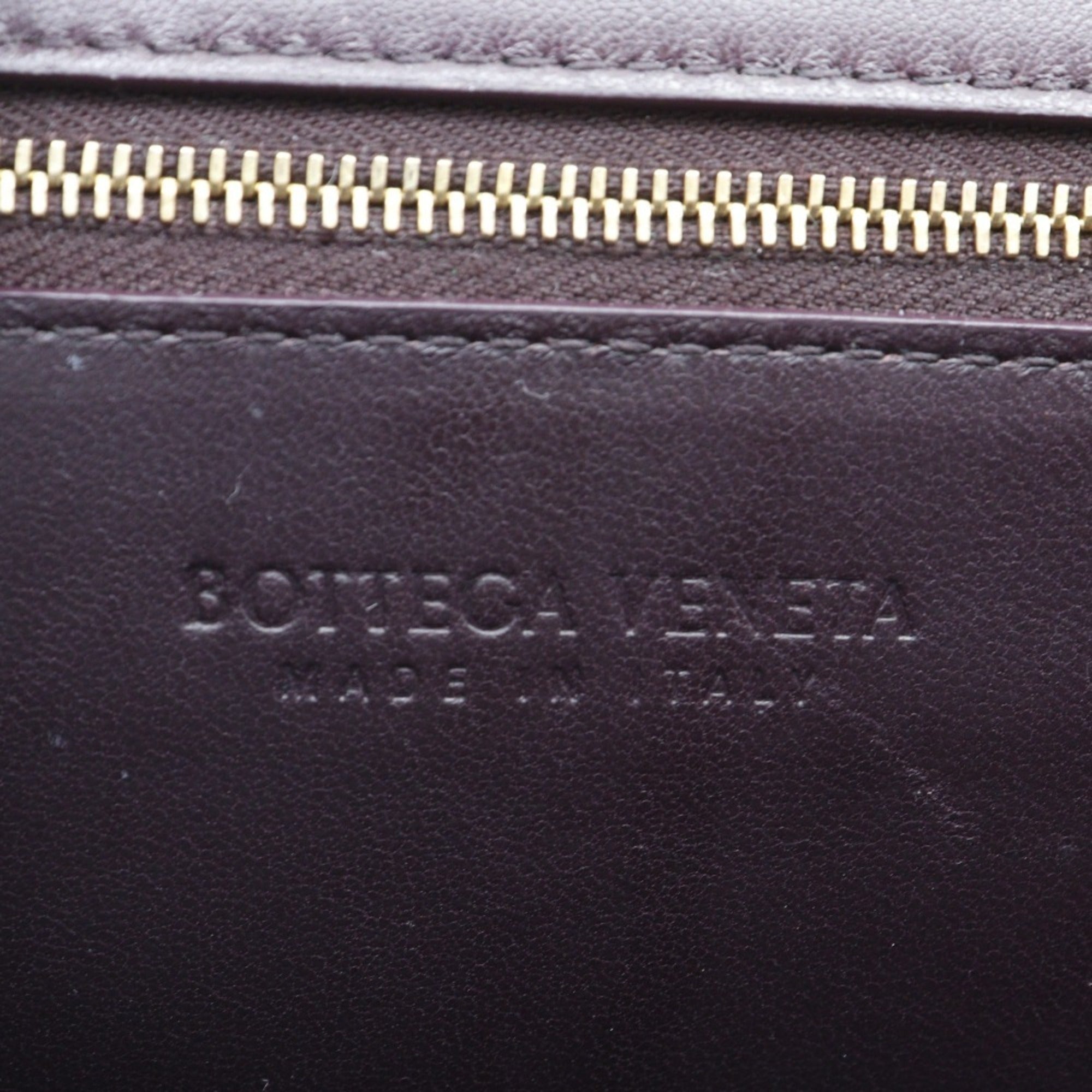 Bottega Veneta Purple Leather Shoulder Bag (Pre-Owned)