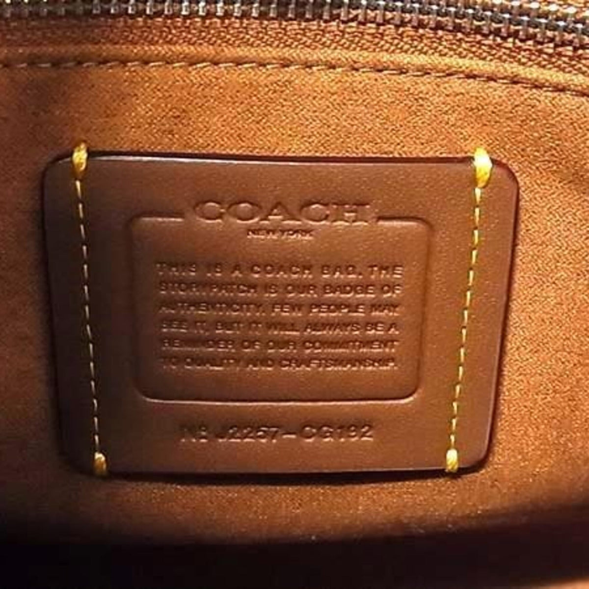 Coach Black Red Color Leather Handbag Shoulder Bag (Pre-Owned)