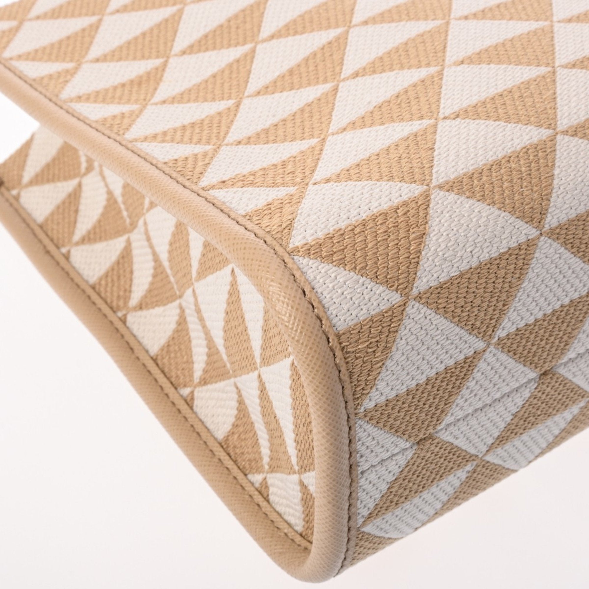 Prada Beige Tote Bag (Pre-Owned)