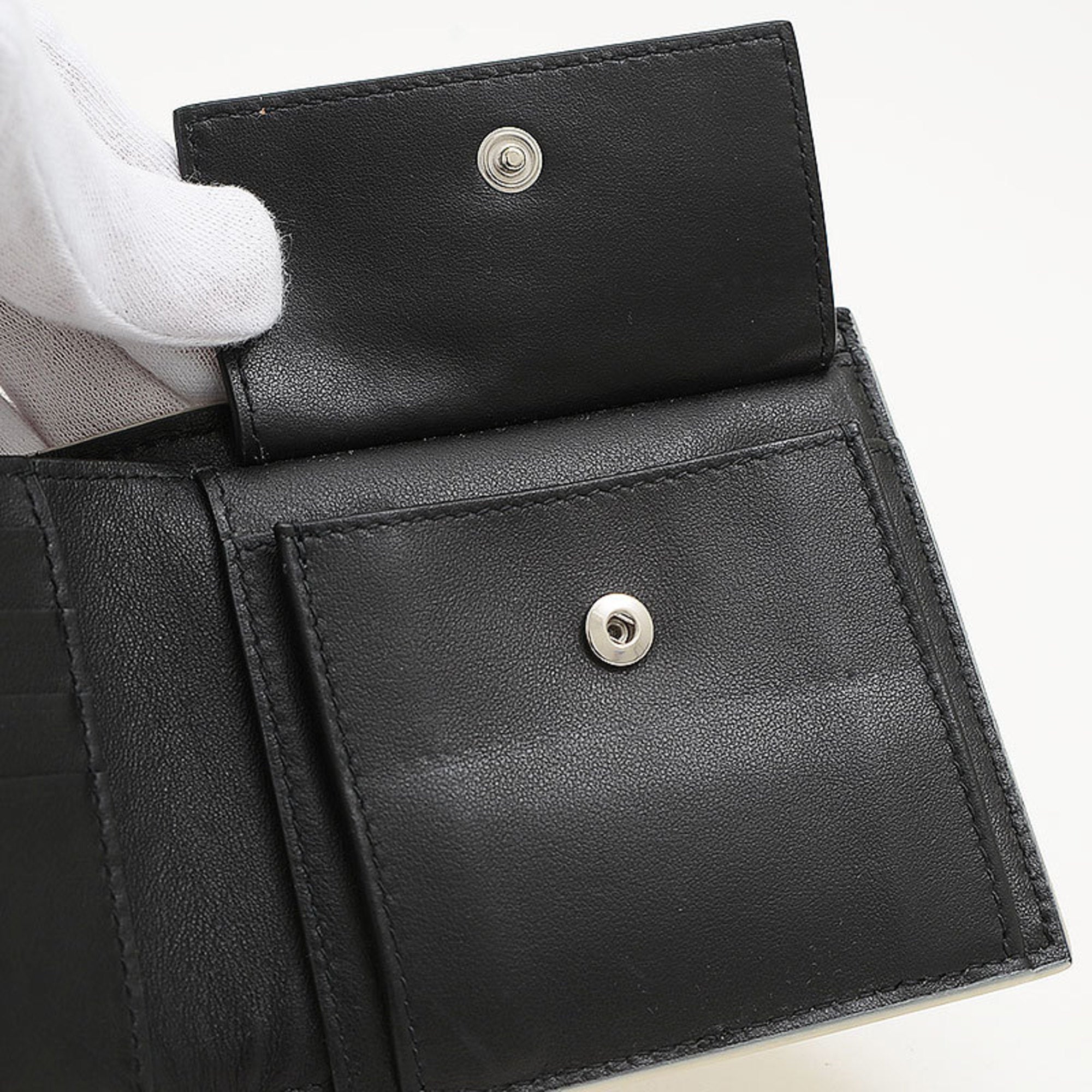 Bottega Veneta Black Ivory Intrecciato Wallet (Bi-Fold) (Pre-Owned)