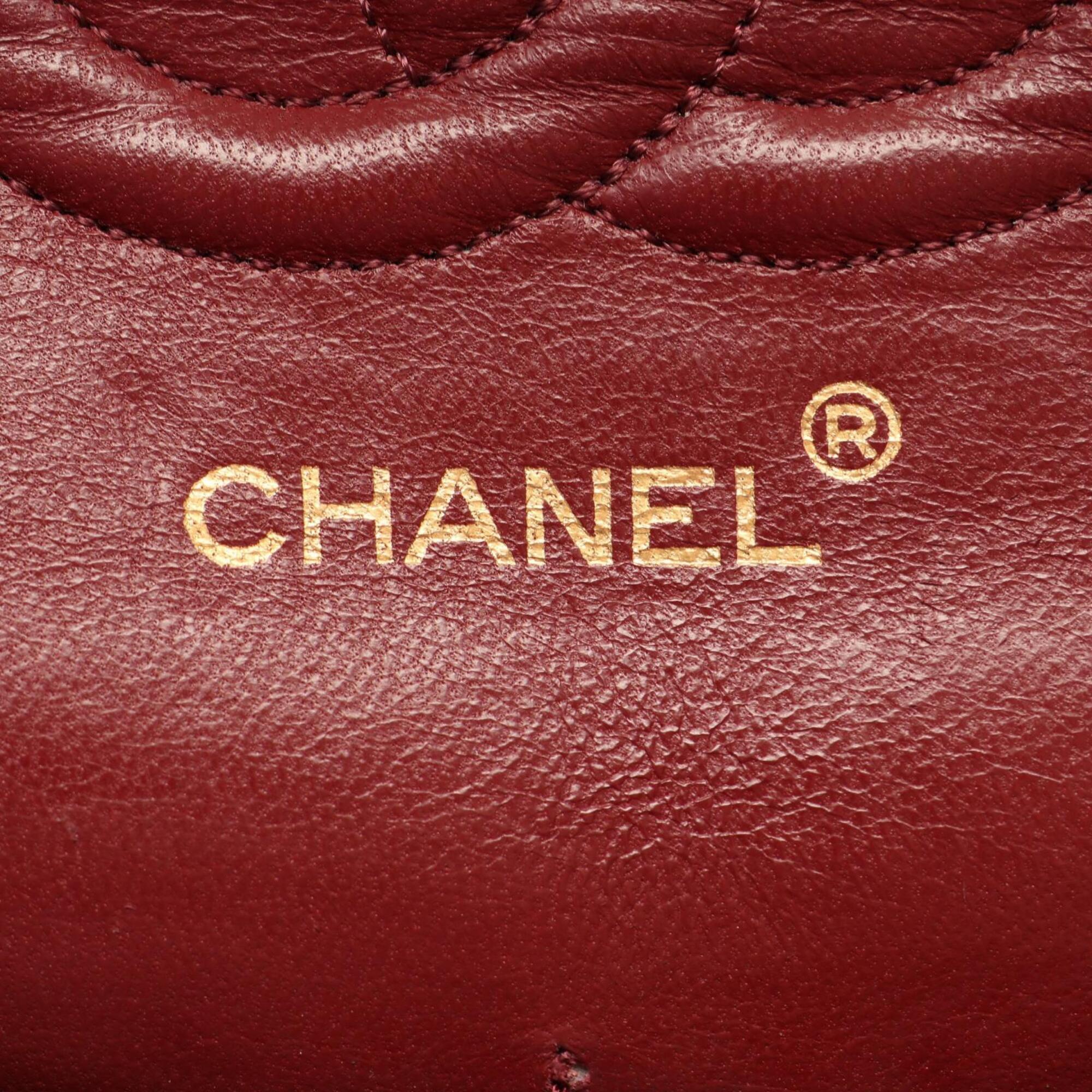 Chanel Black Leather Handbag Shoulder Bag (Pre-Owned)