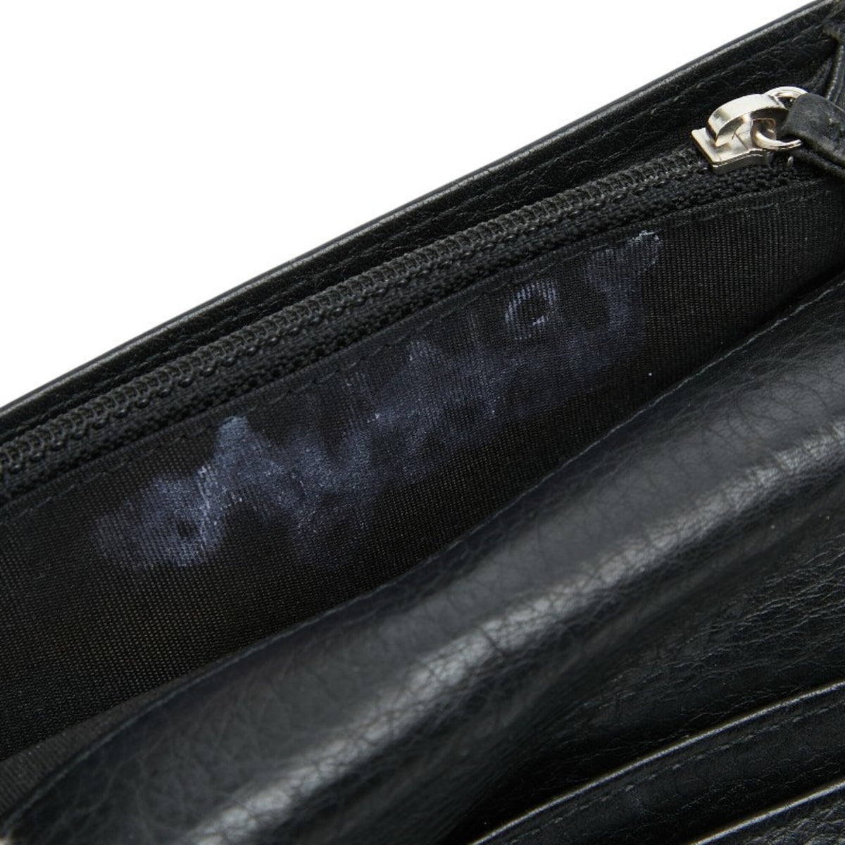 Chanel Black Leather Long Wallet (Bi-Fold) (Pre-Owned)