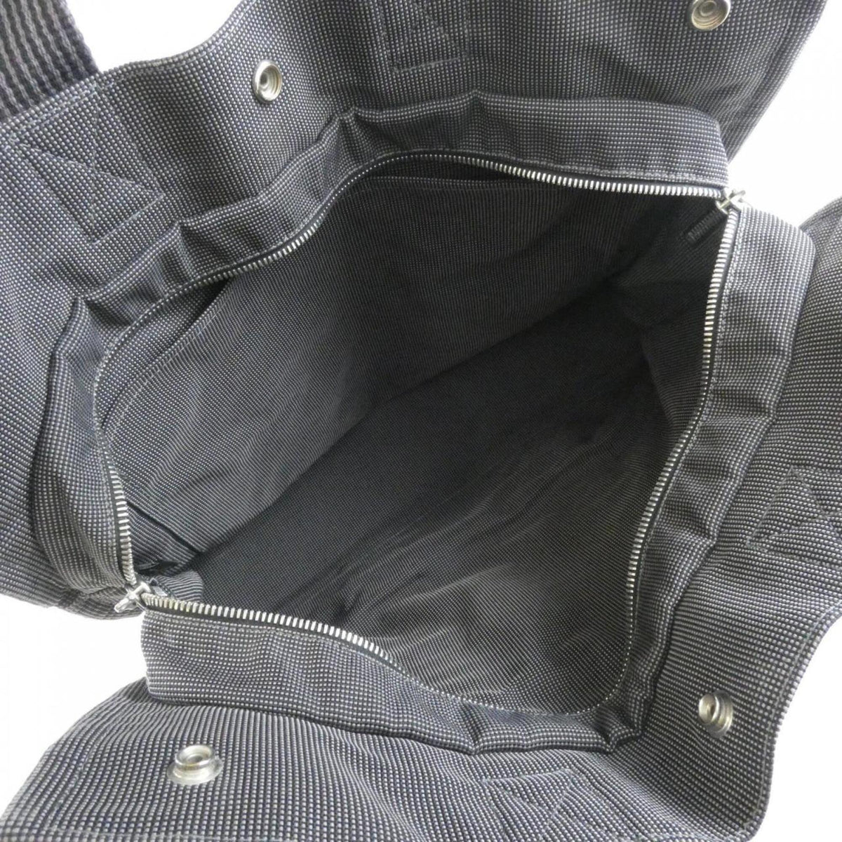 Hermes Black Canvas Handbag (Pre-Owned)