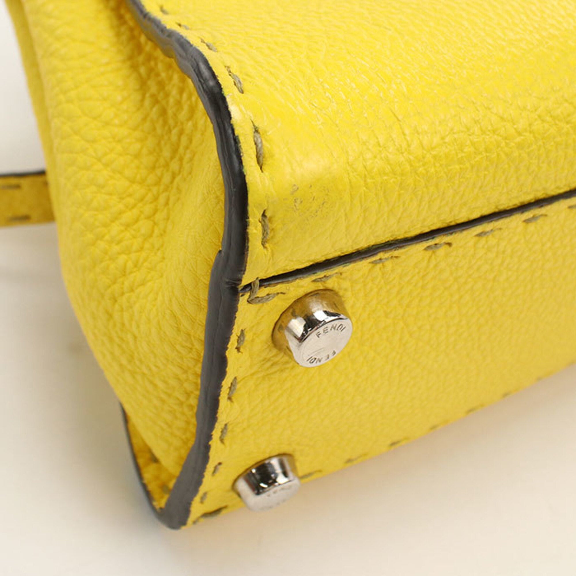 Fendi Yellow Leather Handbag (Pre-Owned)