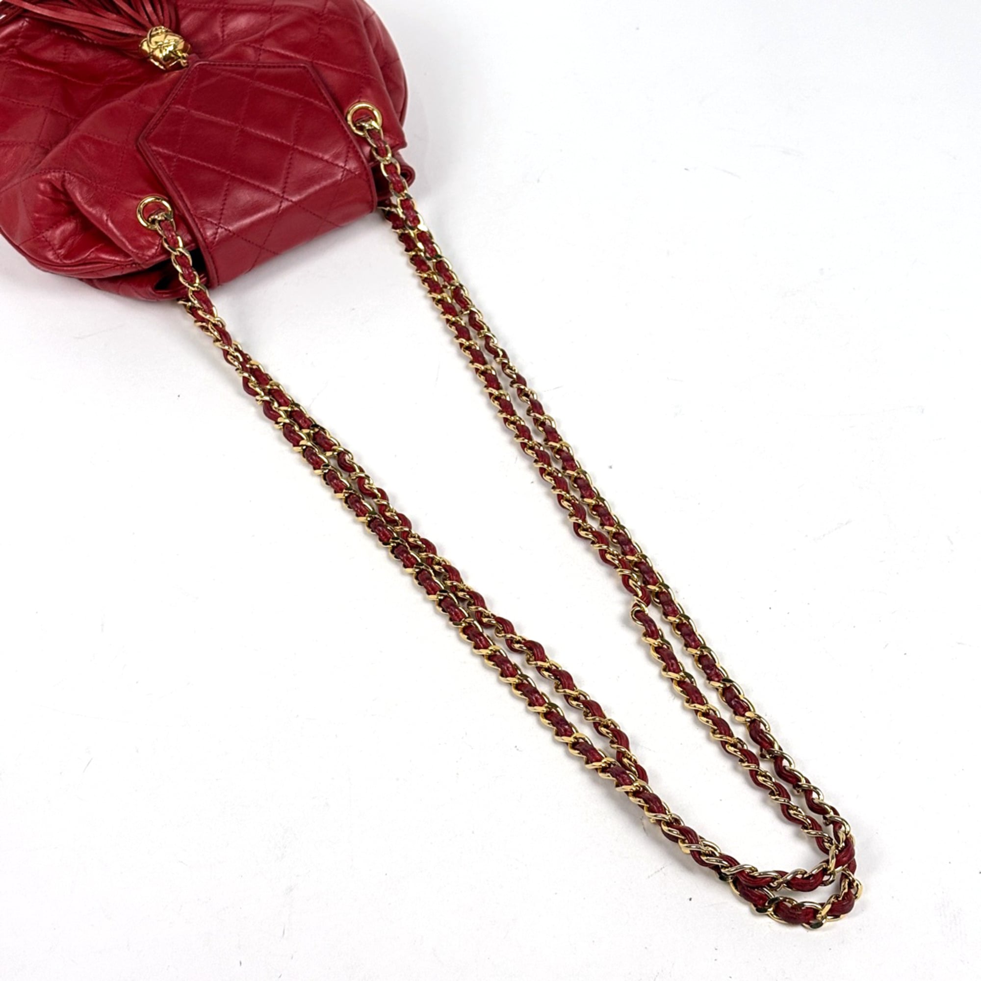 Chanel Red Color Leather Shoulder Bag (Pre-Owned)