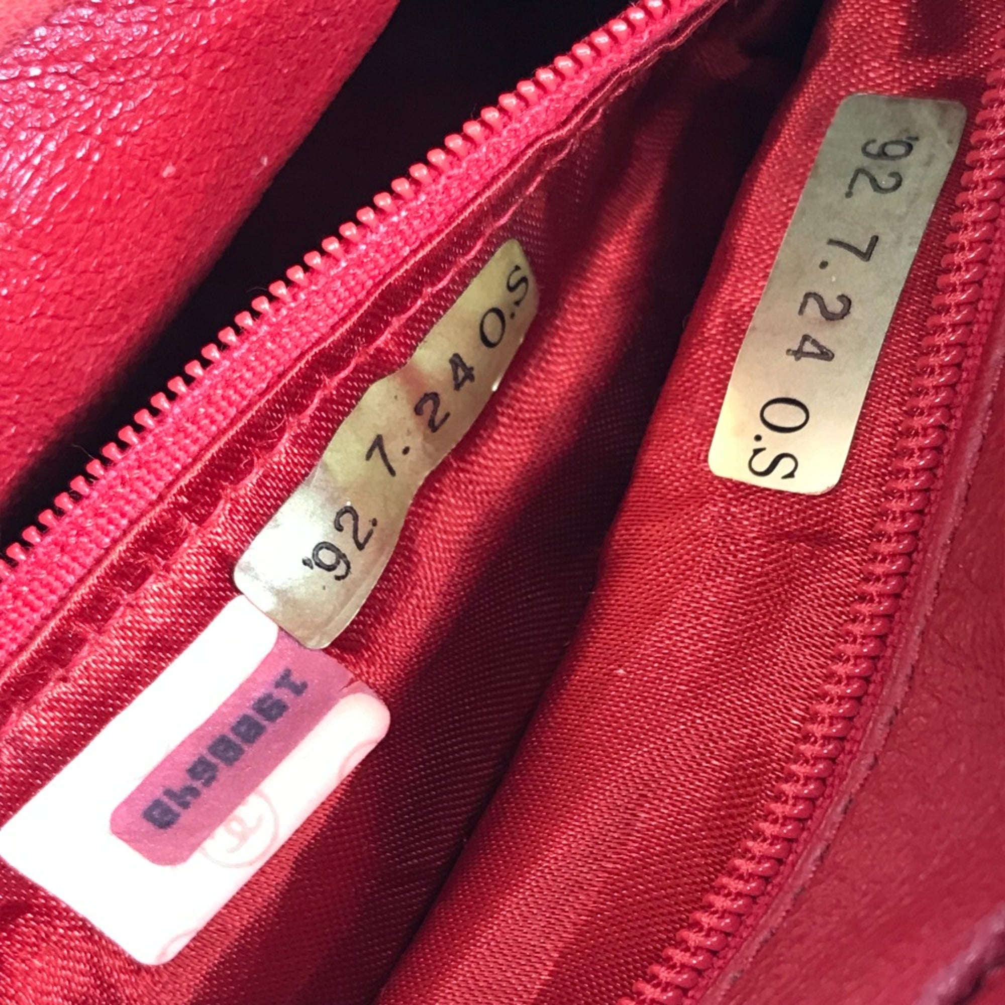 Chanel Red Cloth Shoulder Bag (Pre-Owned)