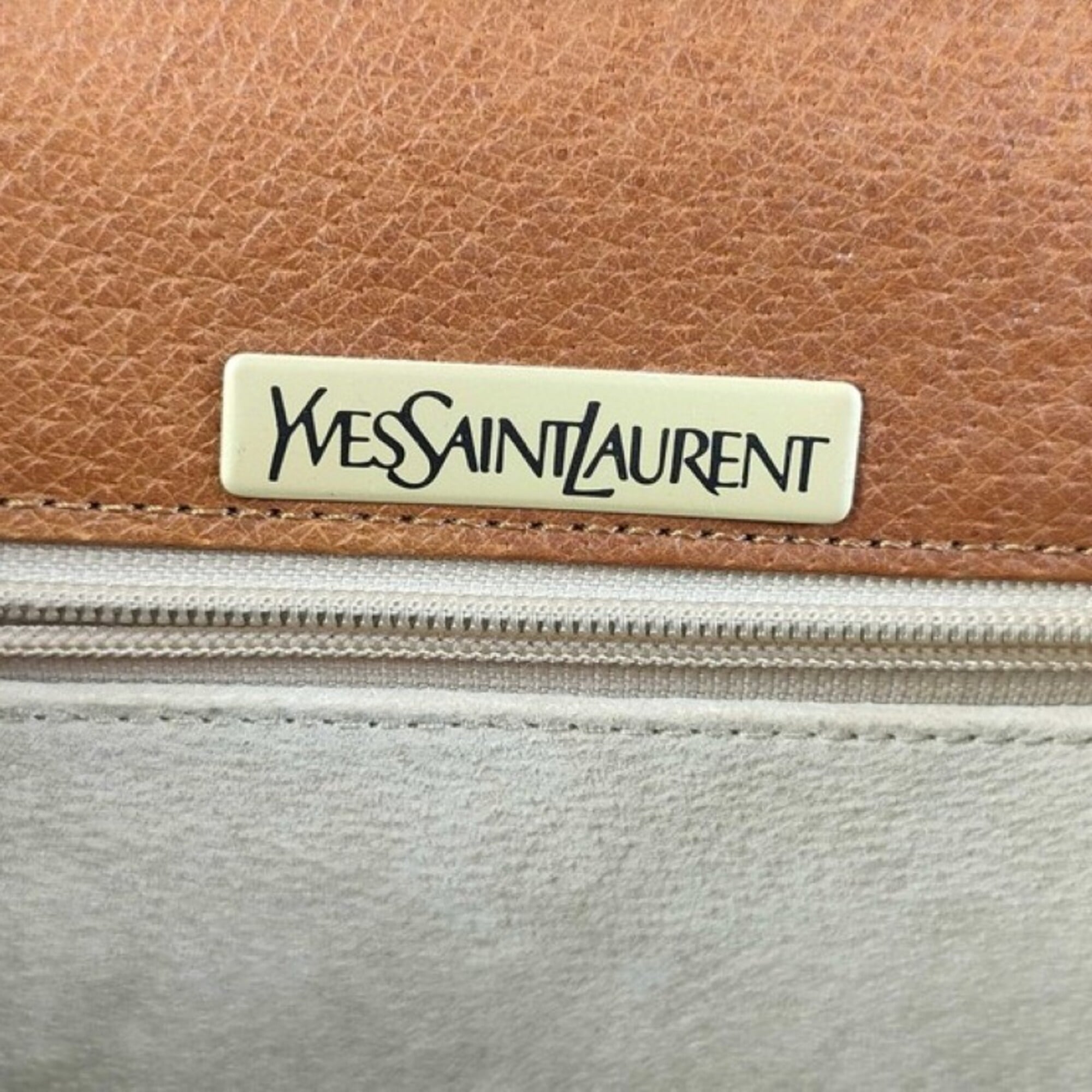 Yves Saint Laurent Brown Leather Shoulder Bag (Pre-Owned)