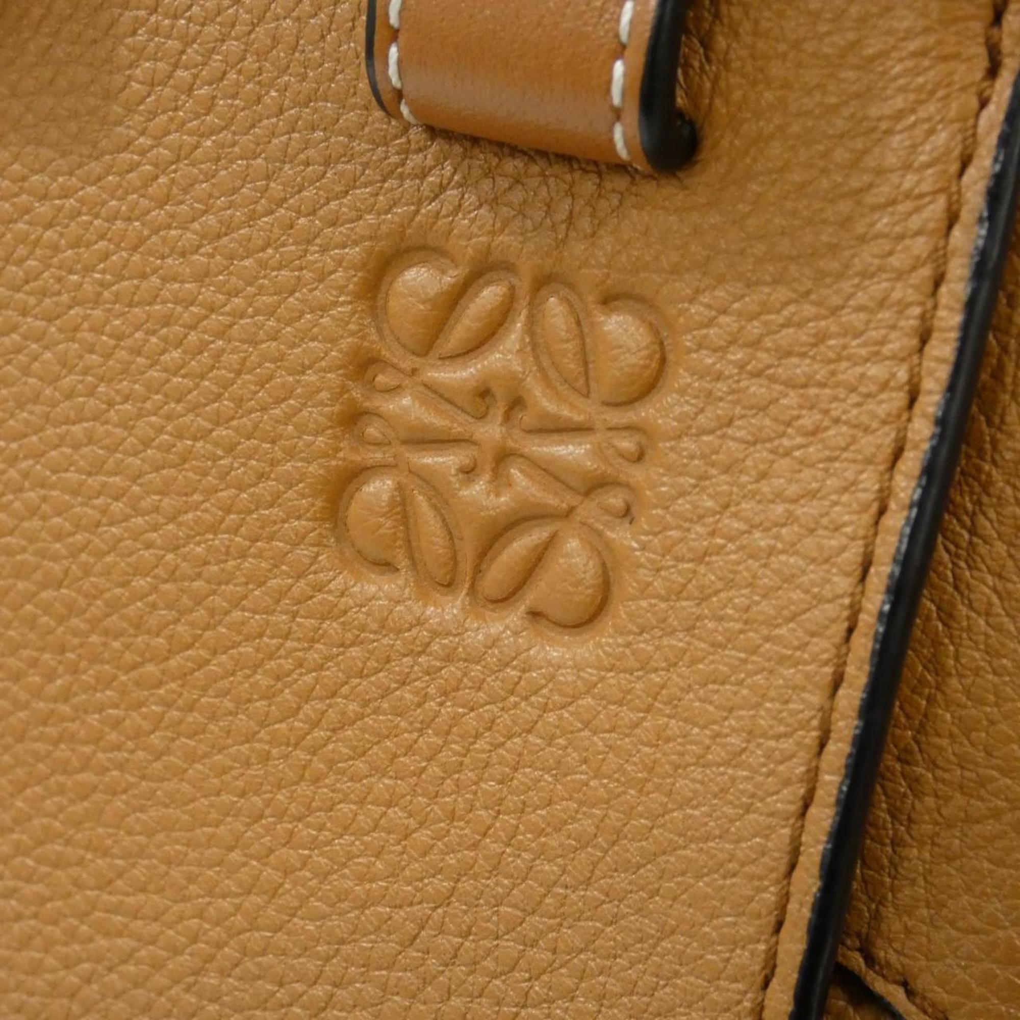 Loewe Hammock Light Camel Leather Shoulder Bag (Pre-Owned)