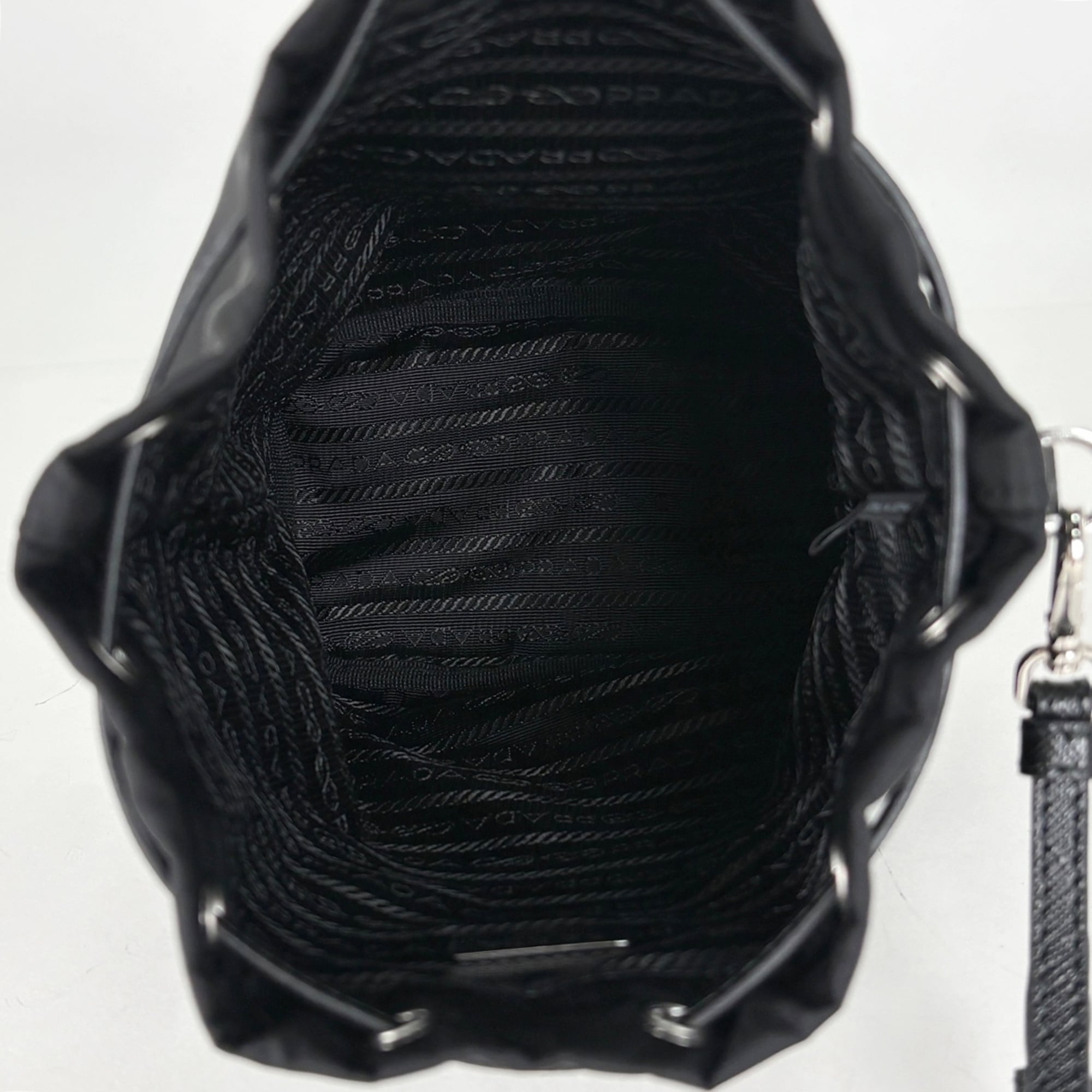 Prada Black Nero Nylon Pouch (Pre-Owned)